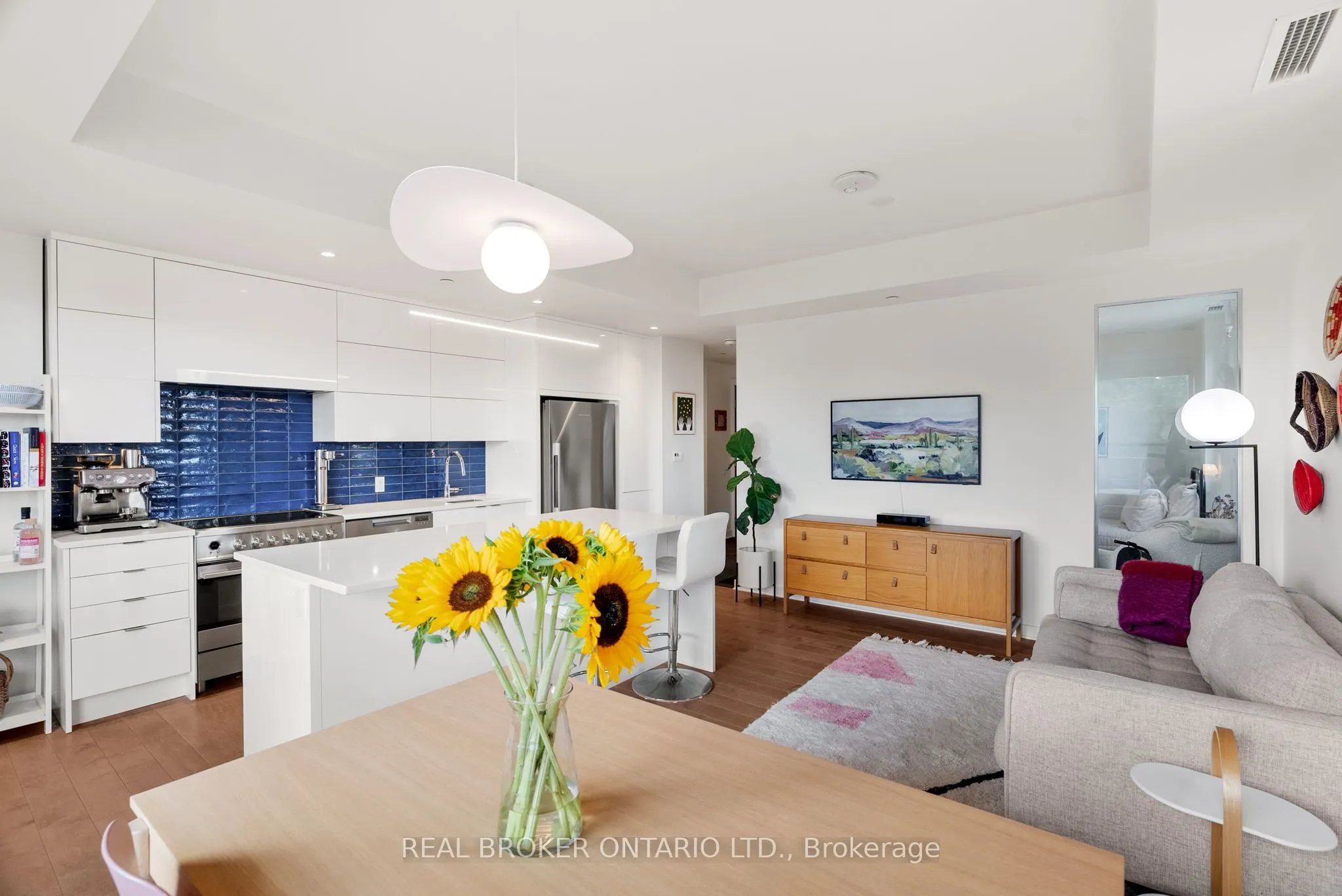 135 Barrette Street, #307