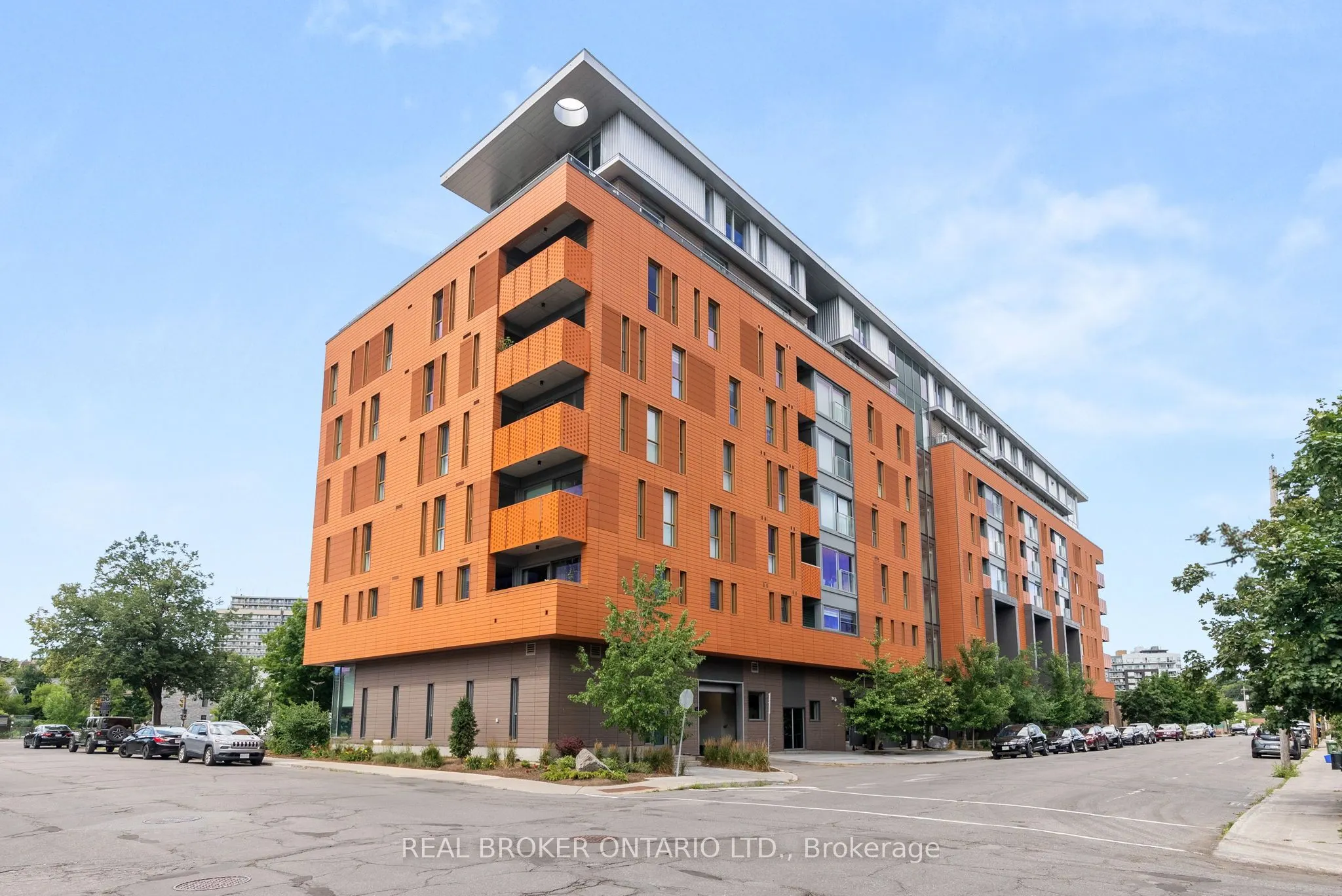 135 Barrette Street, #307