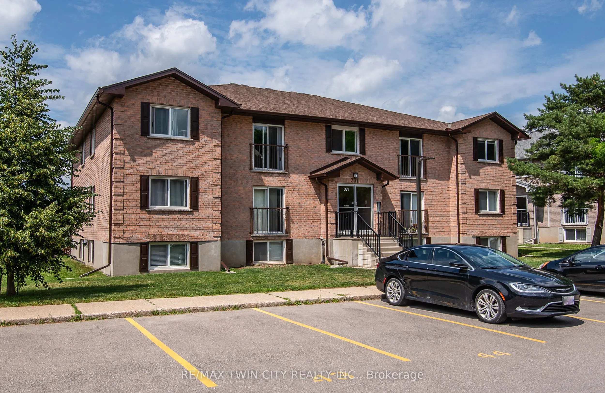 331 Northlake Drive, #10
