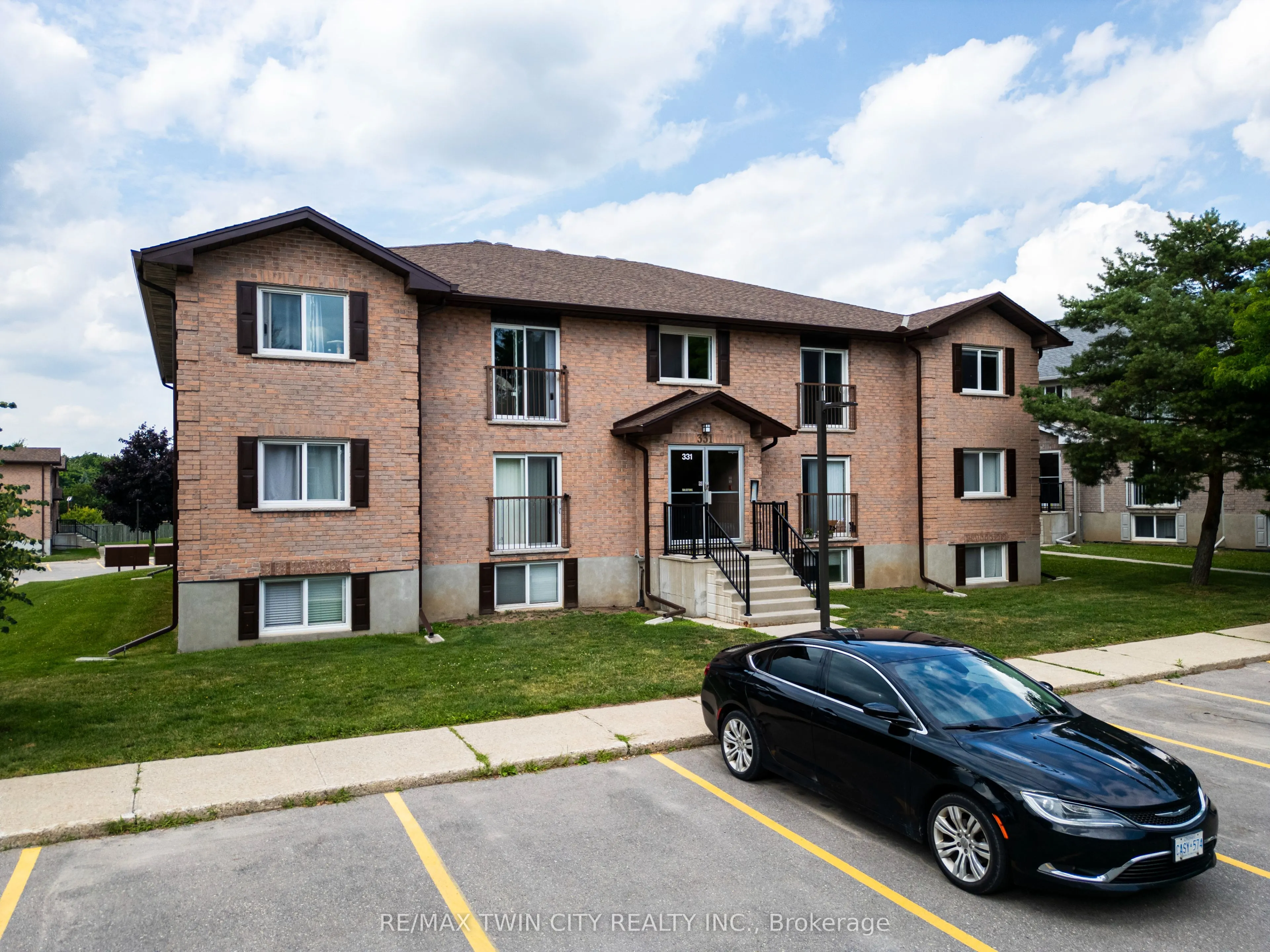 331 Northlake Drive, #10