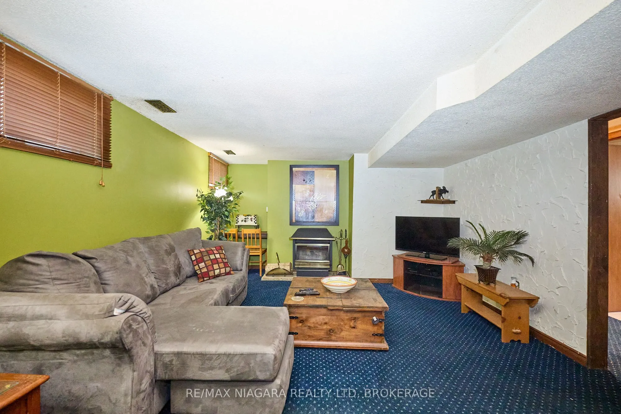 506 Walden Boulevard