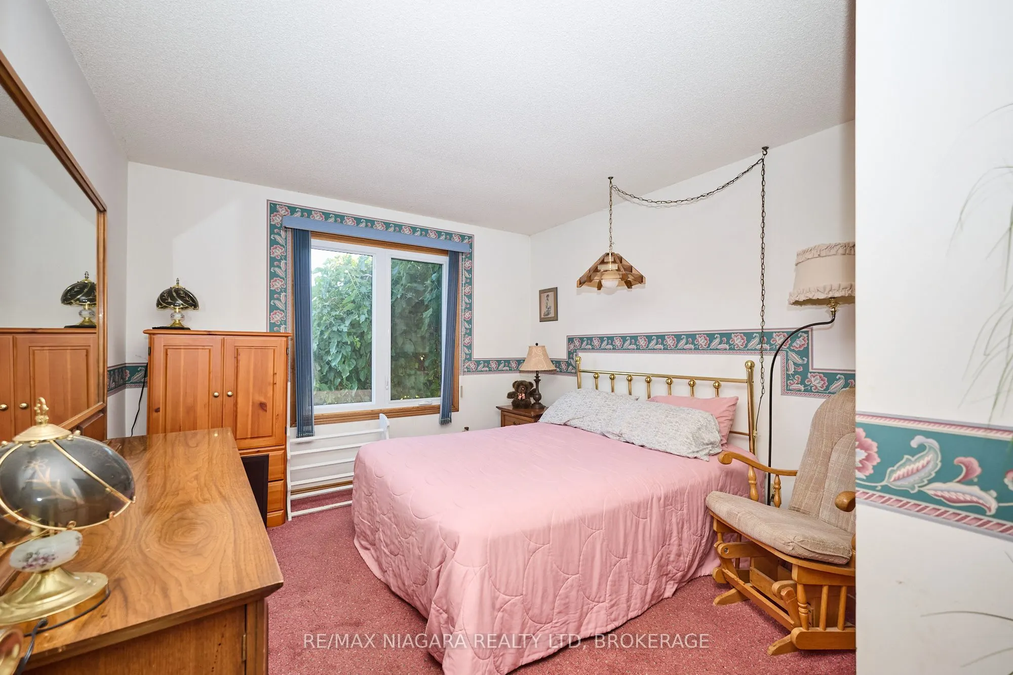 506 Walden Boulevard