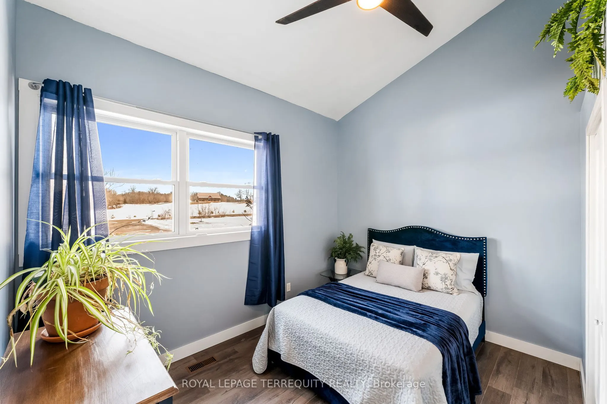571 Catchmore Road