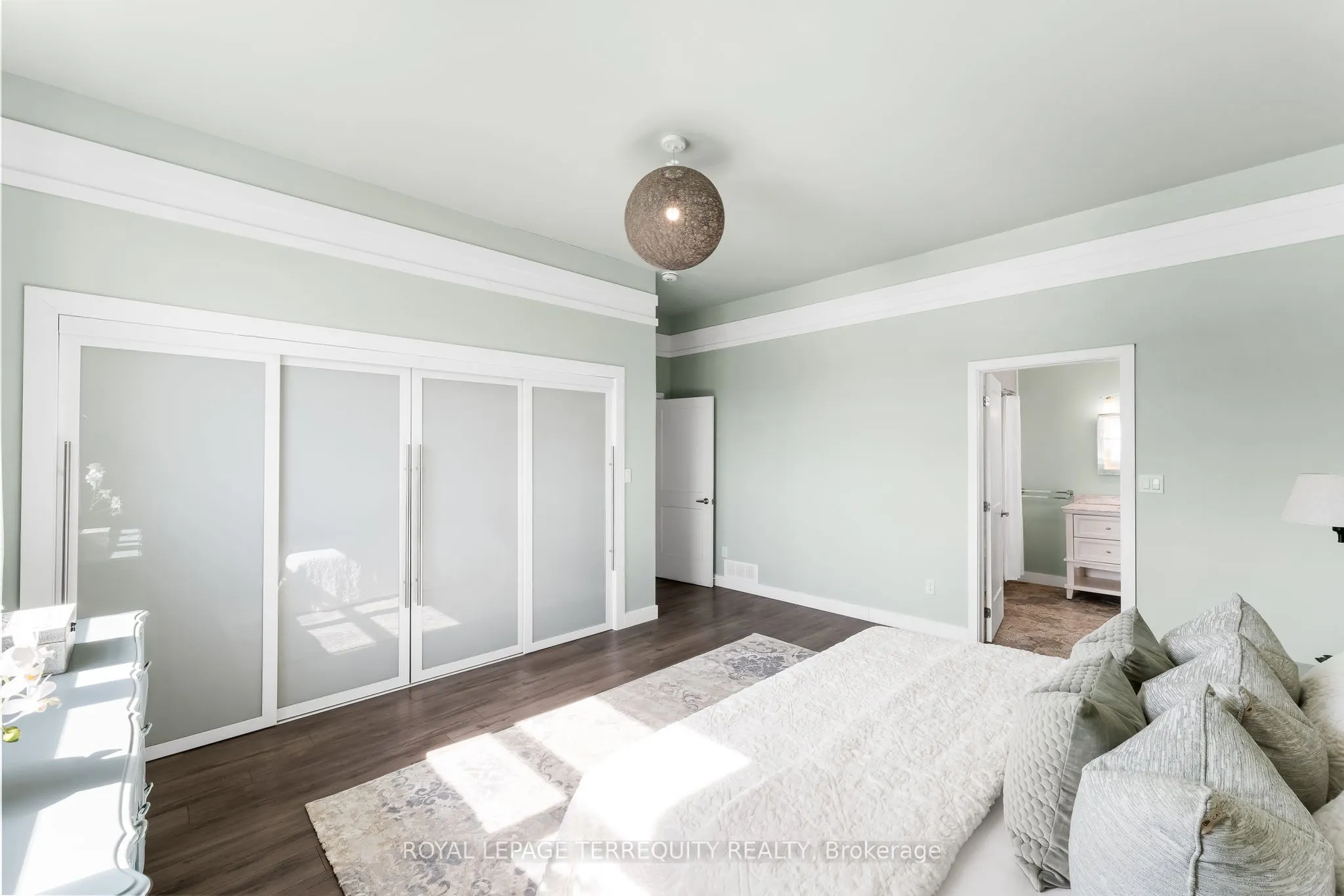 571 Catchmore Road