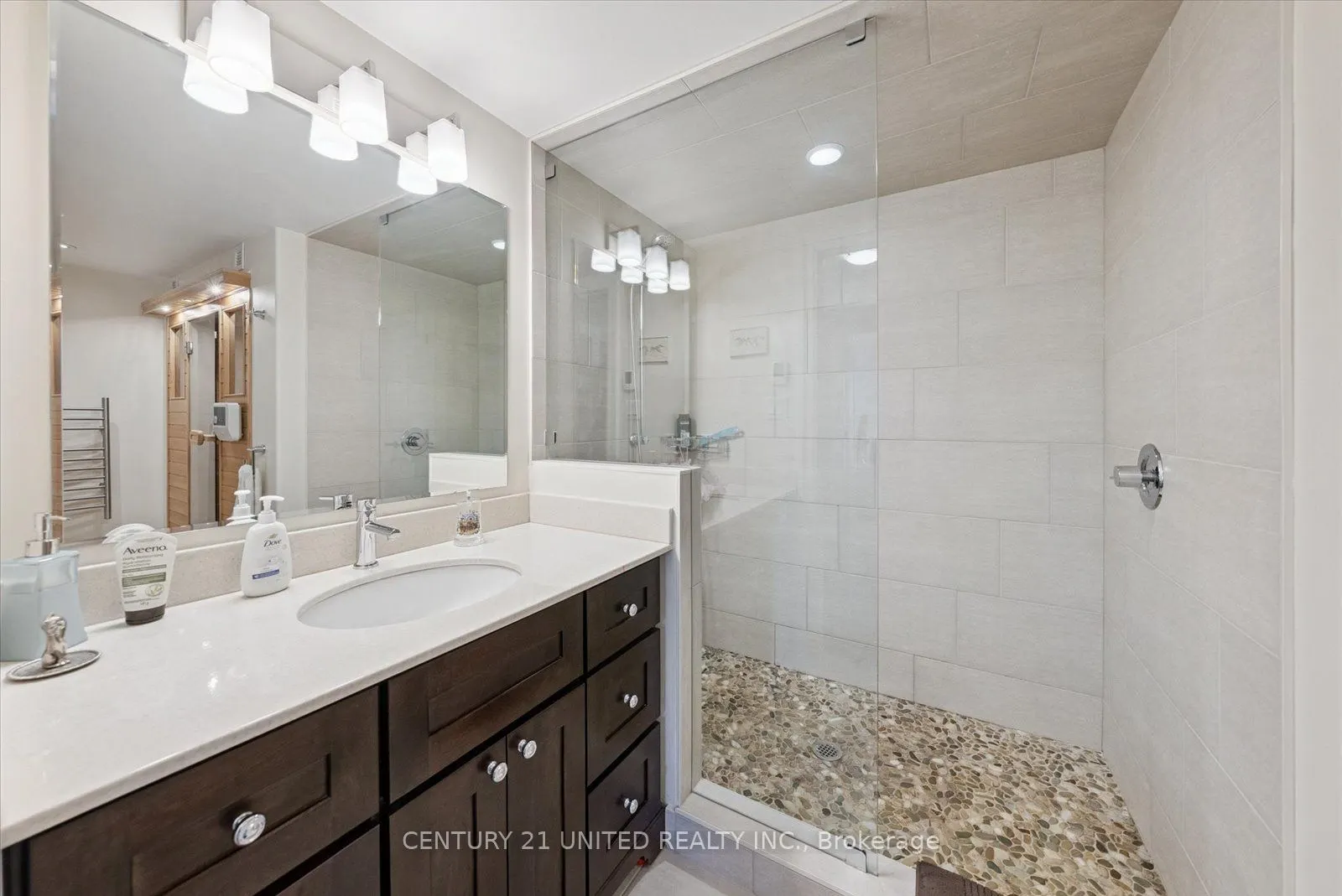 301 Carnegie Avenue, #155