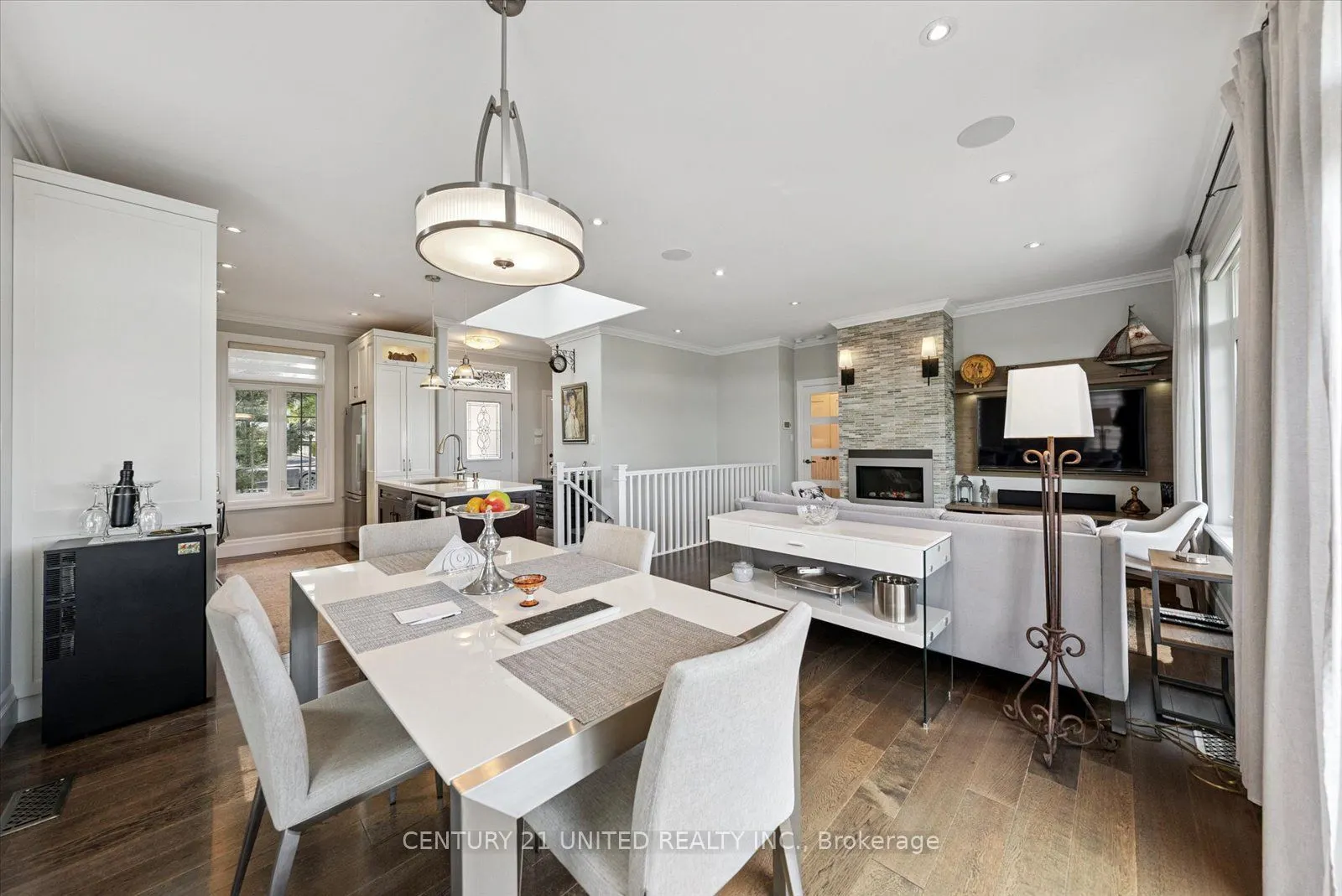 301 Carnegie Avenue, #155