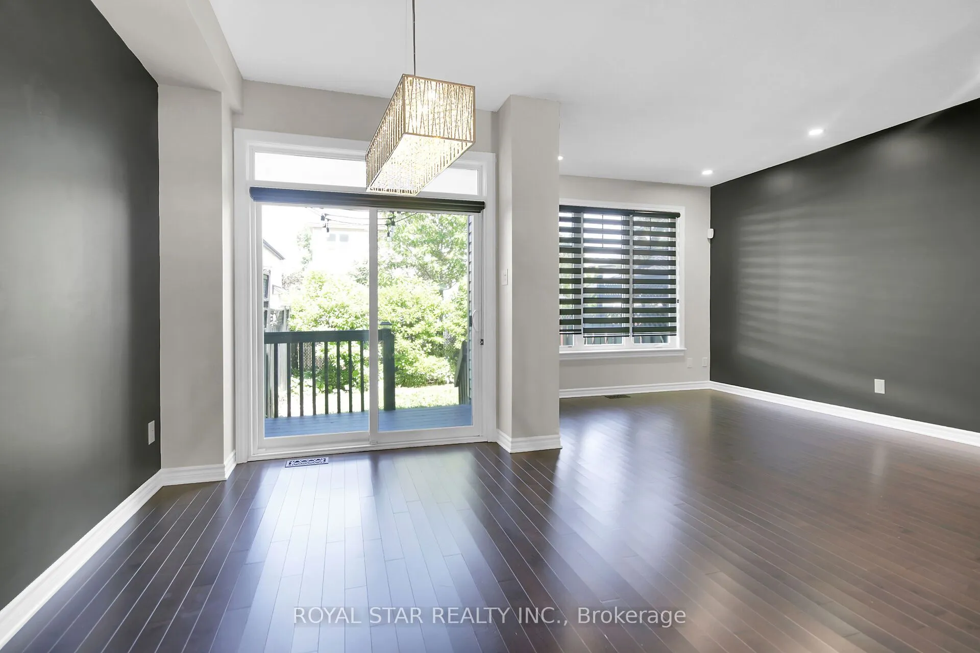 345 Widgeon Way