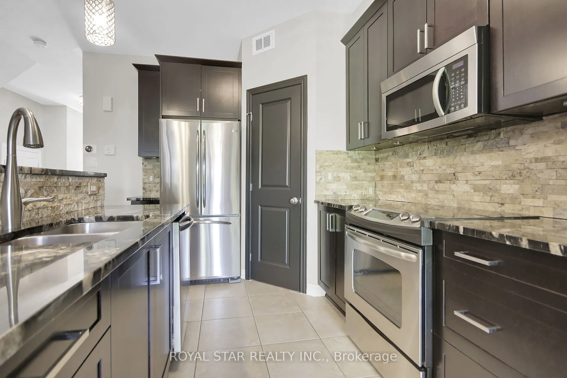 345 Widgeon Way