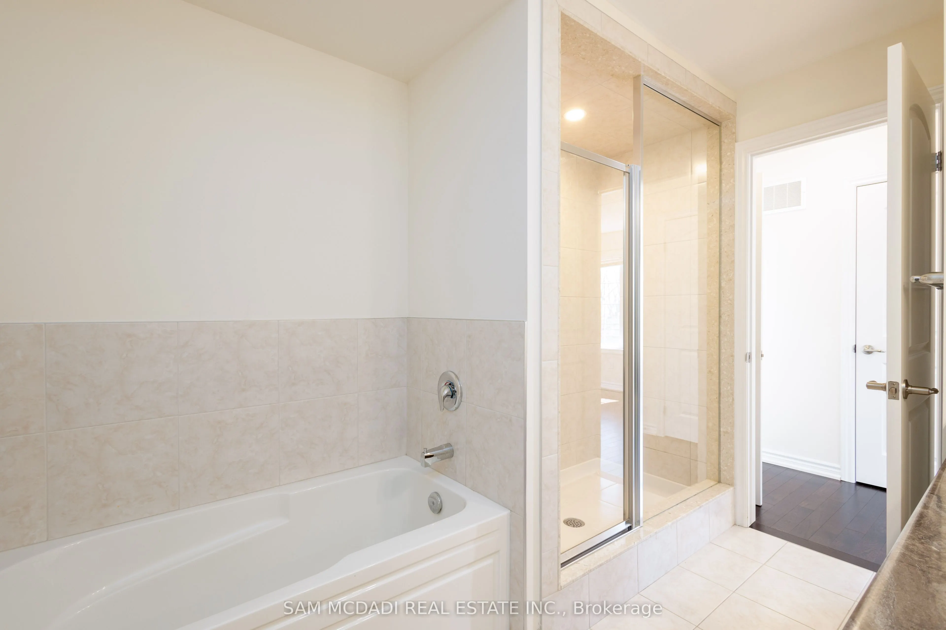 515 Garner Road W, #1
