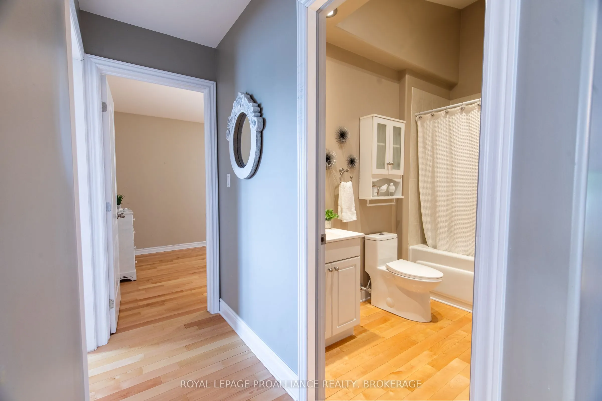 440 Weston Crescent