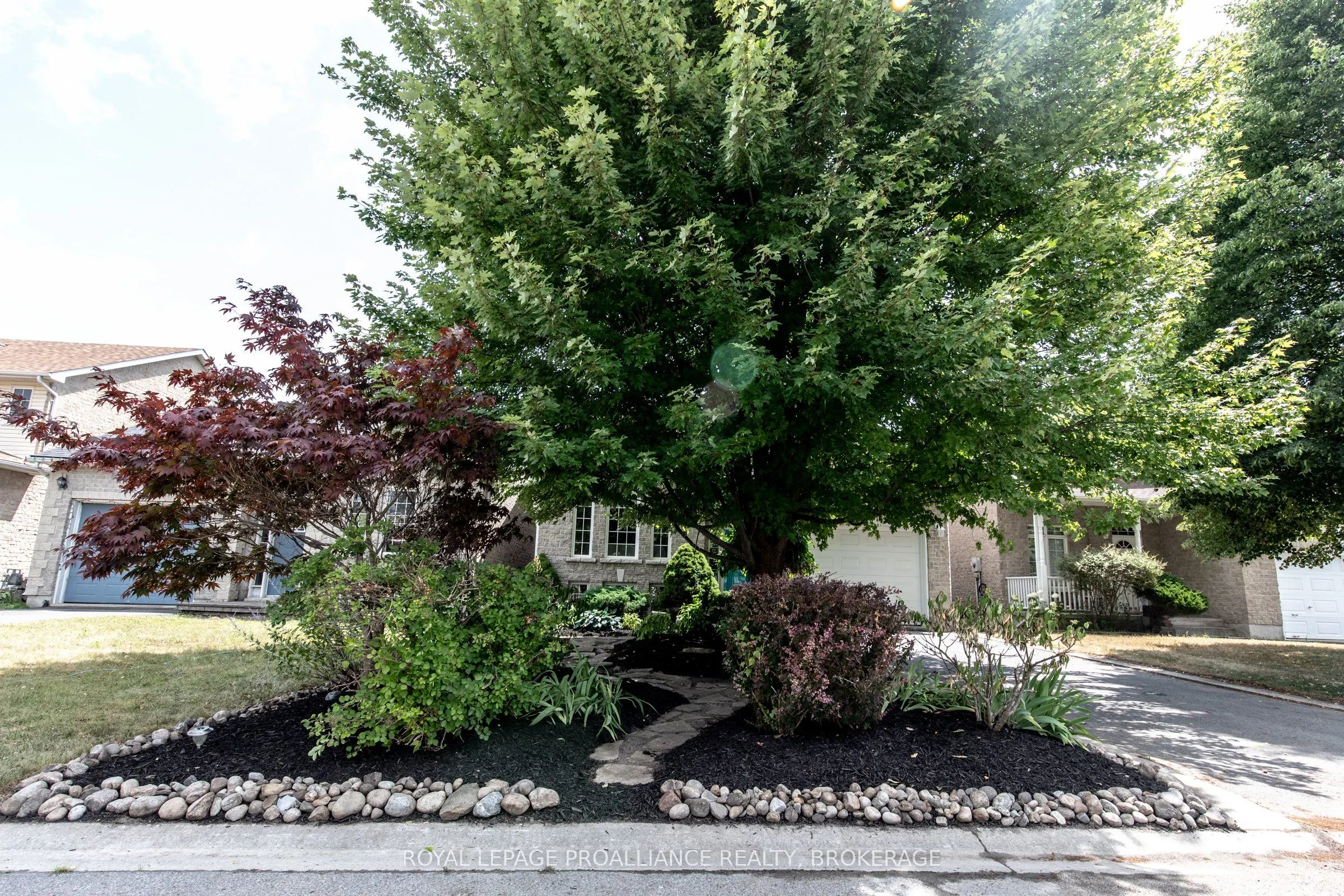 440 Weston Crescent