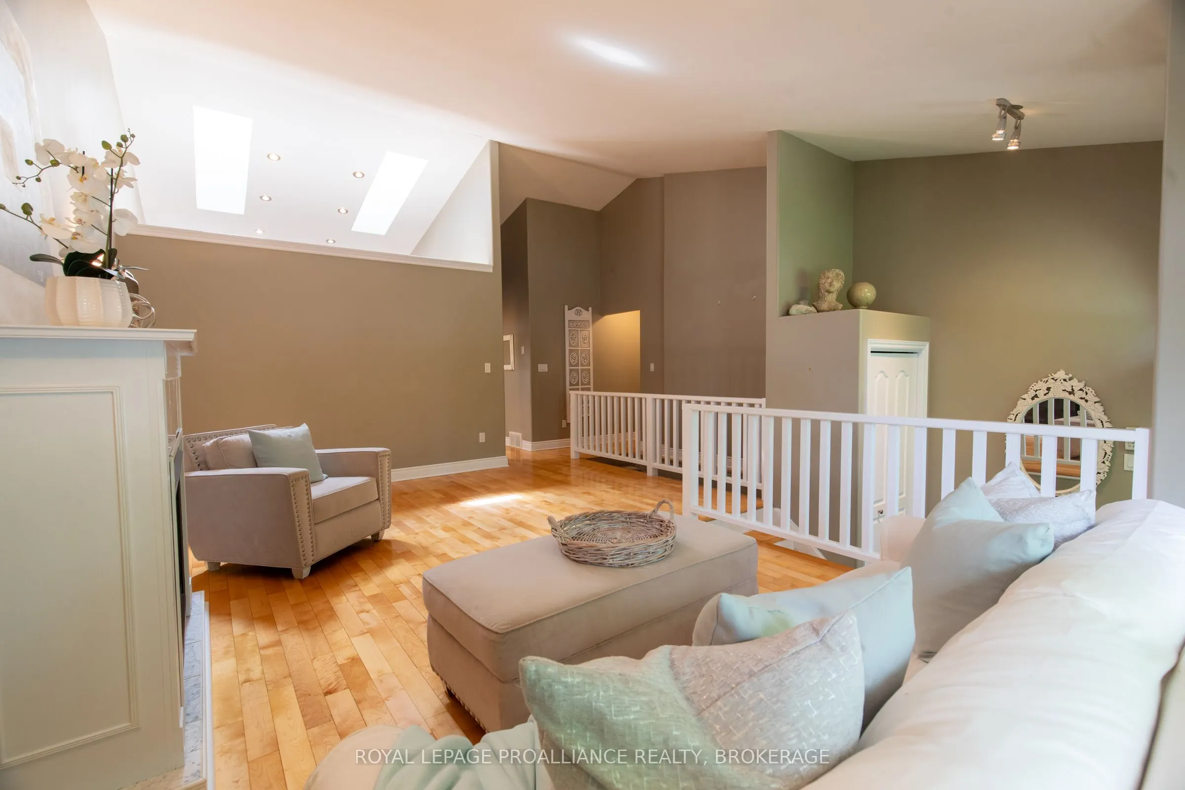 440 Weston Crescent
