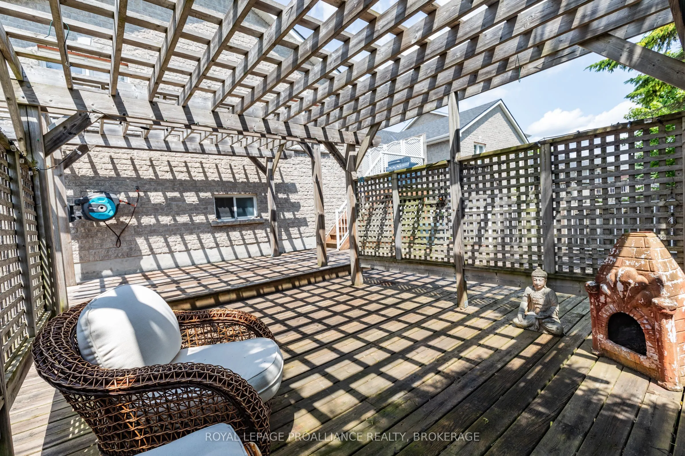 440 Weston Crescent