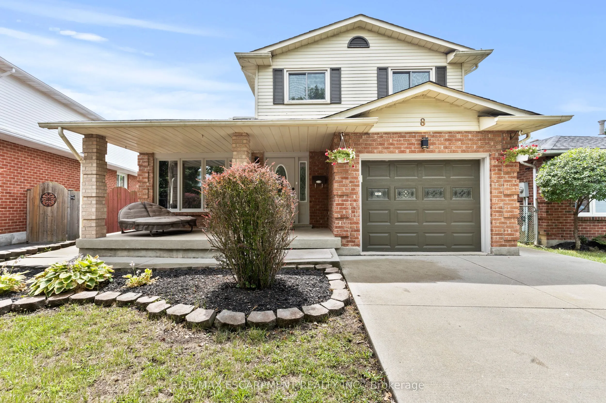 8 Coleman Court