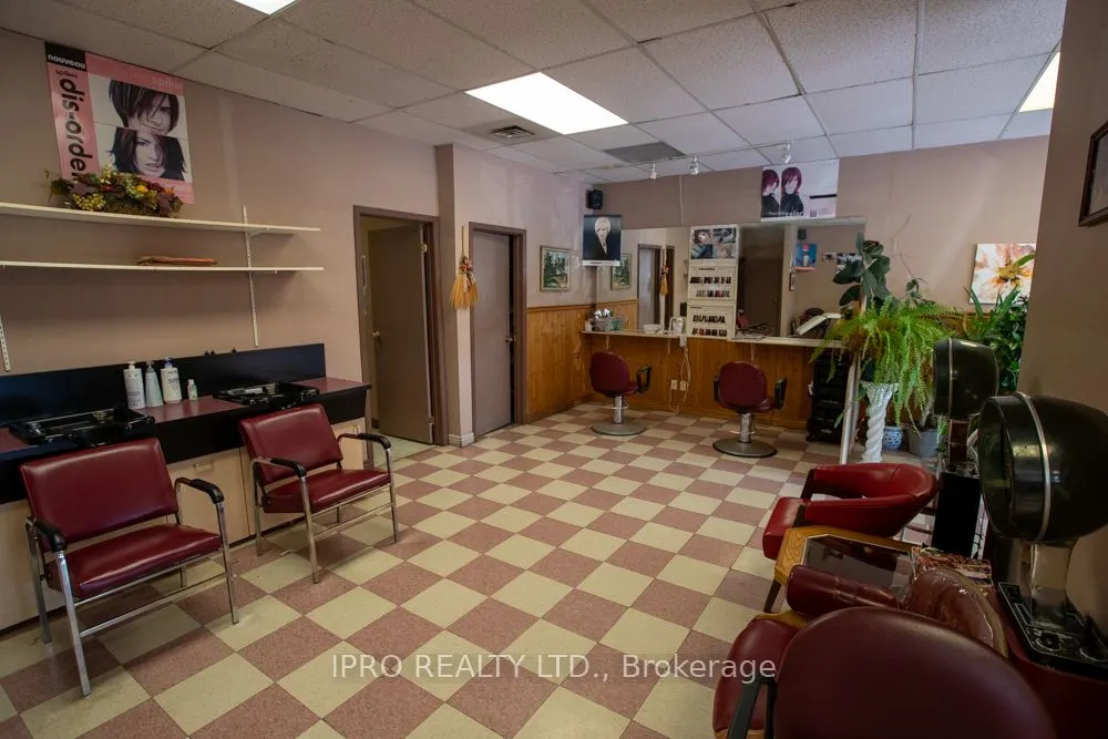 170 Brantwood Park