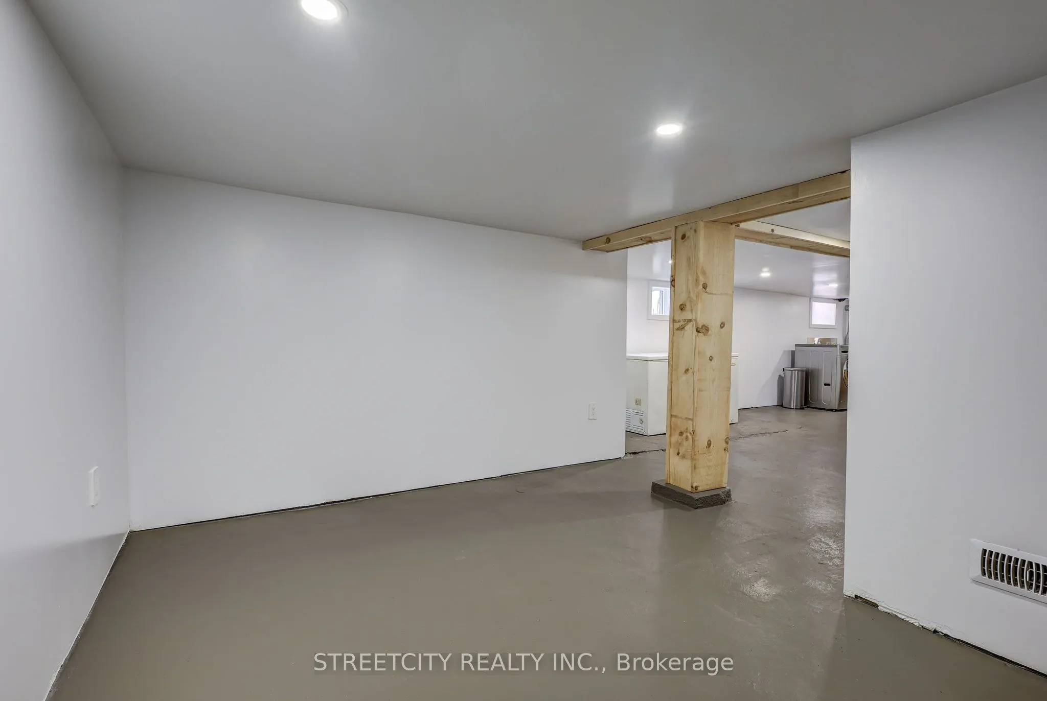 38 St. Andrew Street