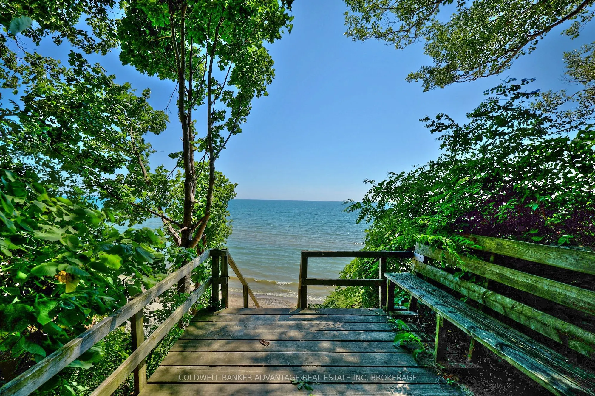 10572 Lakeshore Road