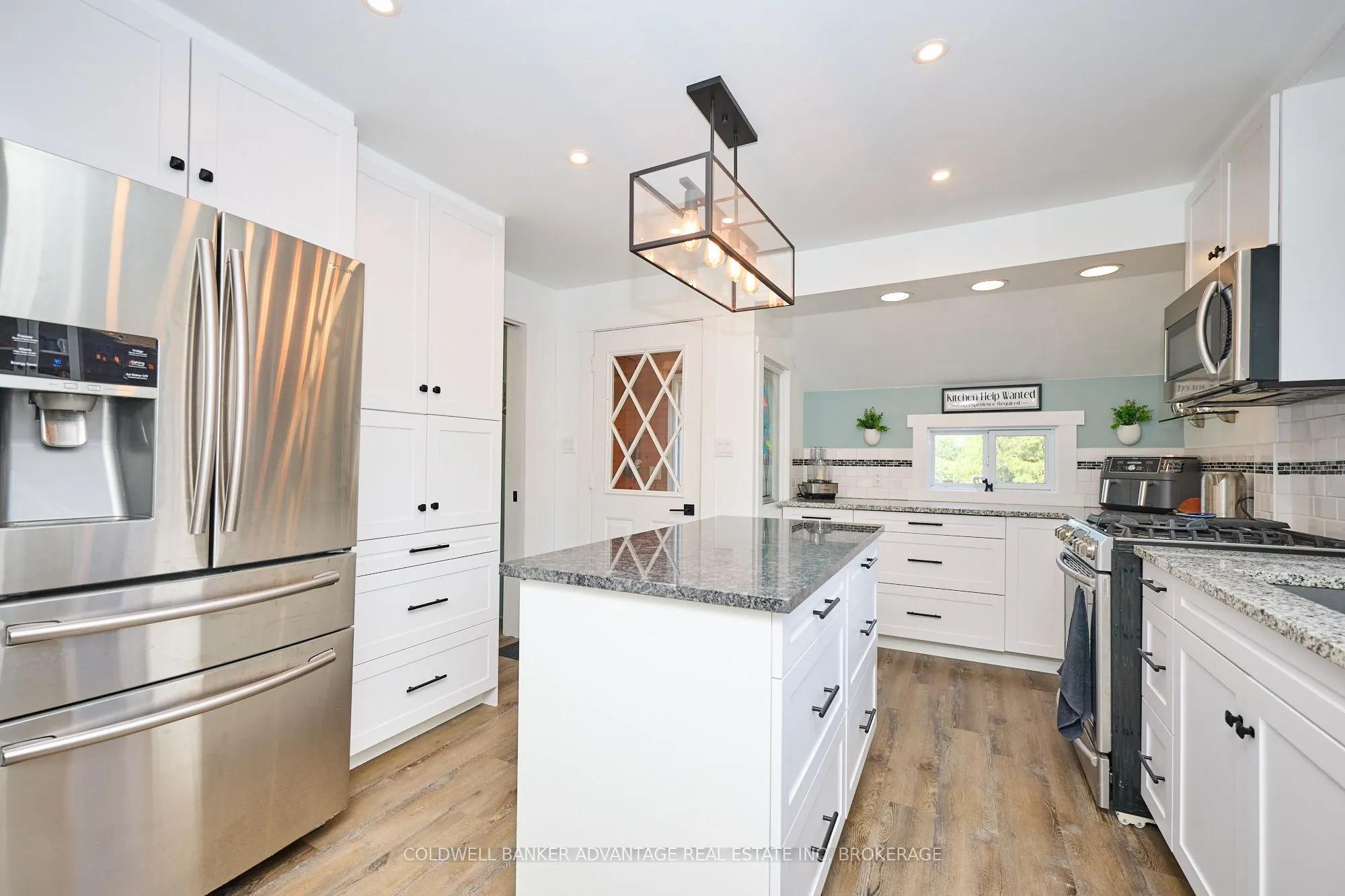 10572 Lakeshore Road