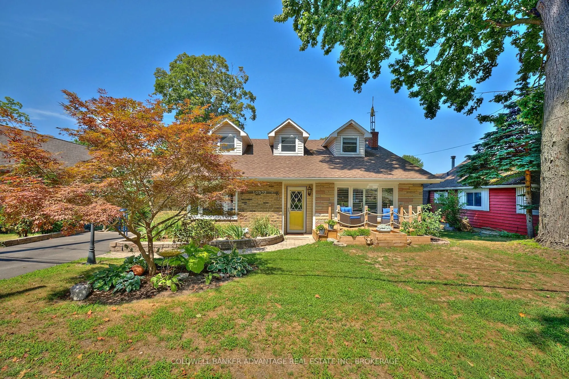 10572 Lakeshore Road