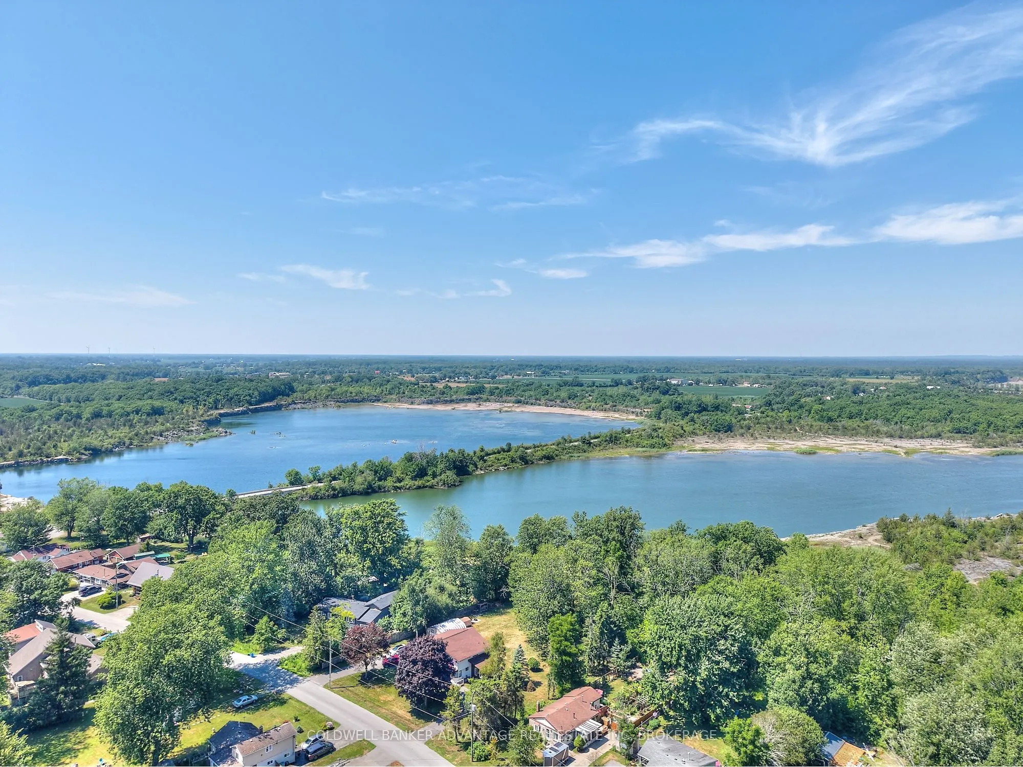 10572 Lakeshore Road