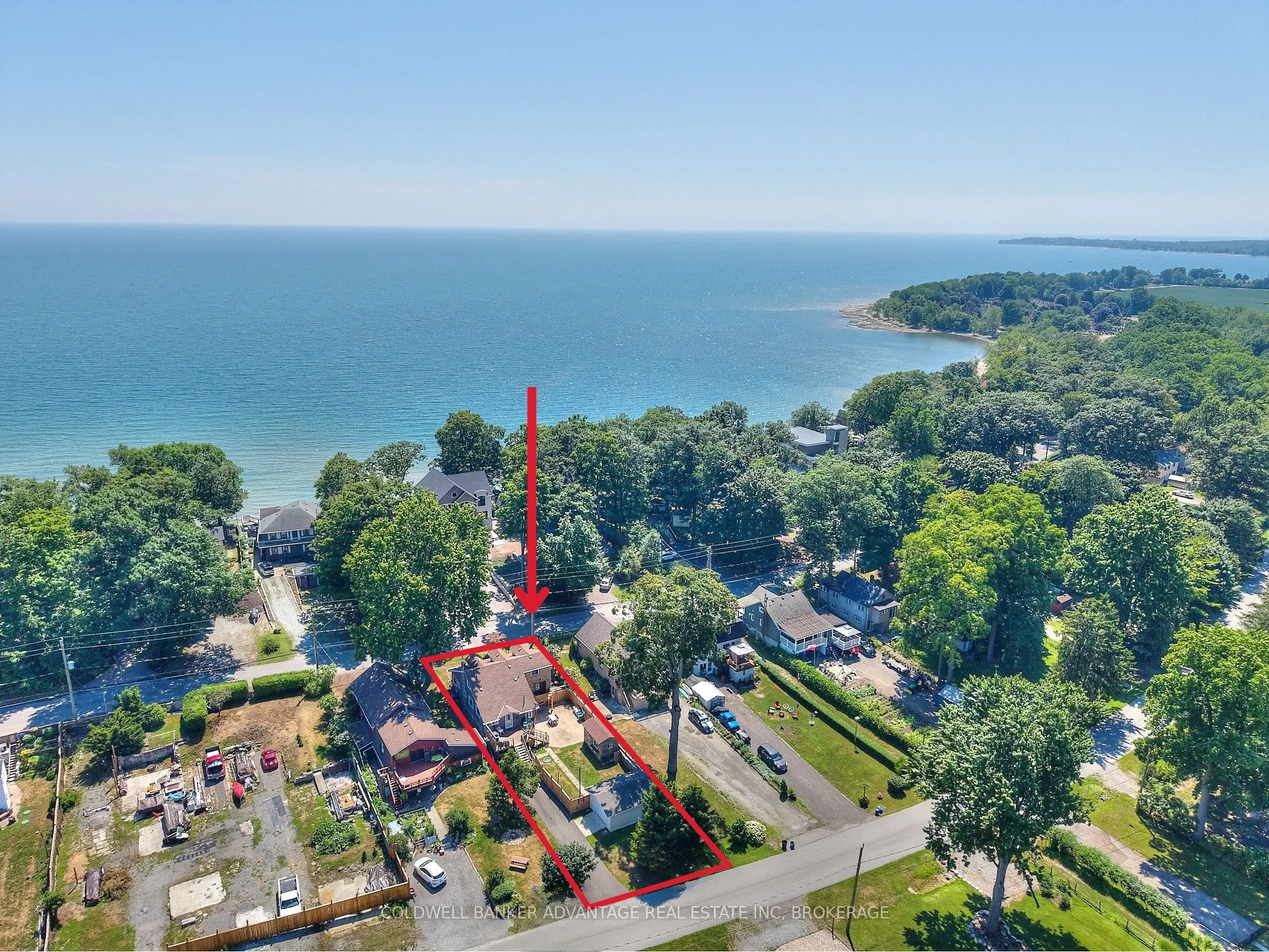 10572 Lakeshore Road