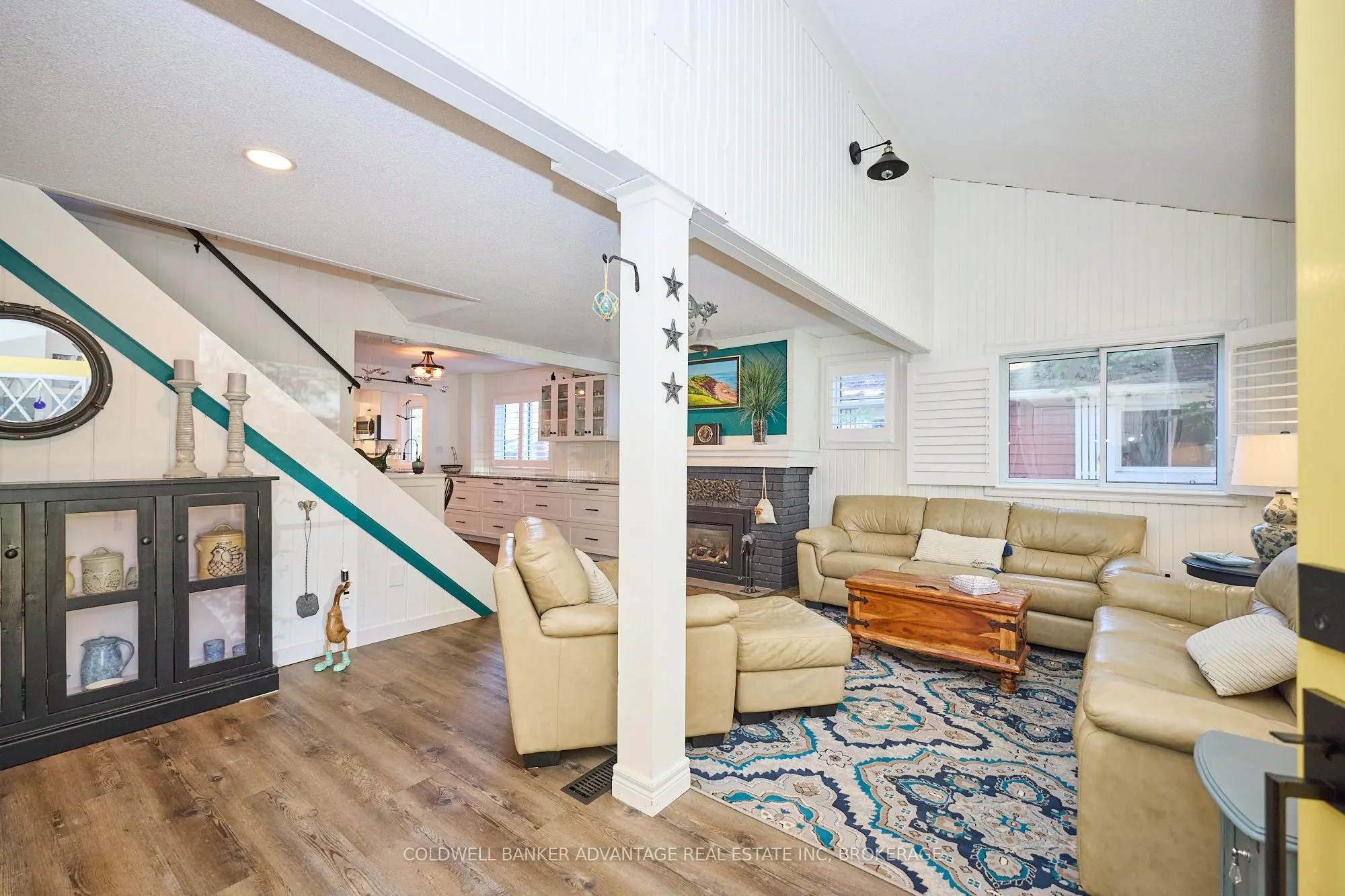 10572 Lakeshore Road