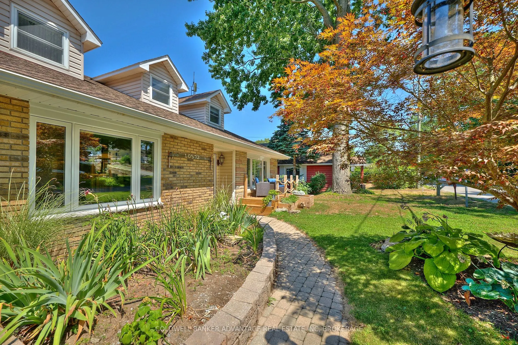 10572 Lakeshore Road