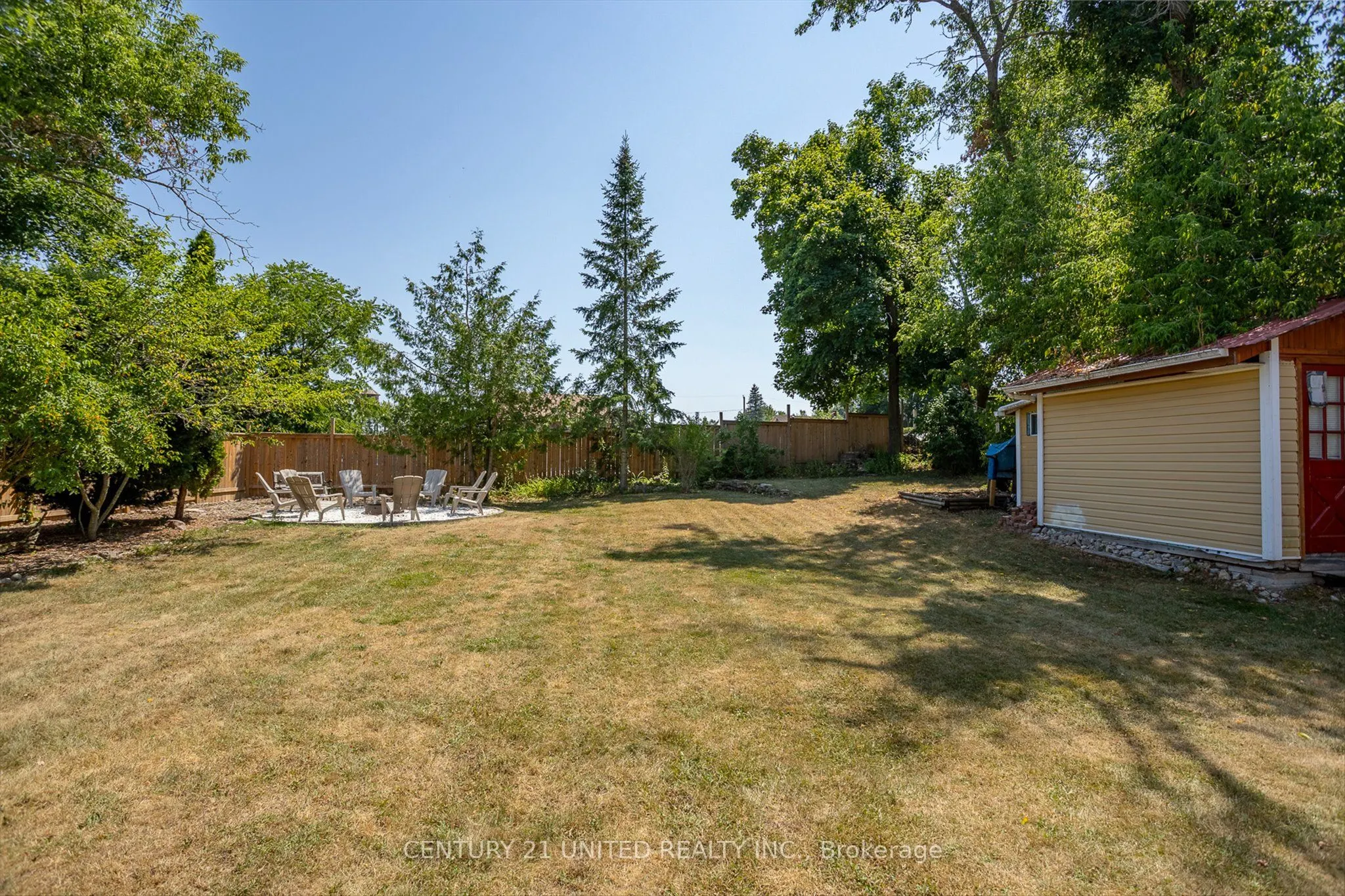 86 Division Street E