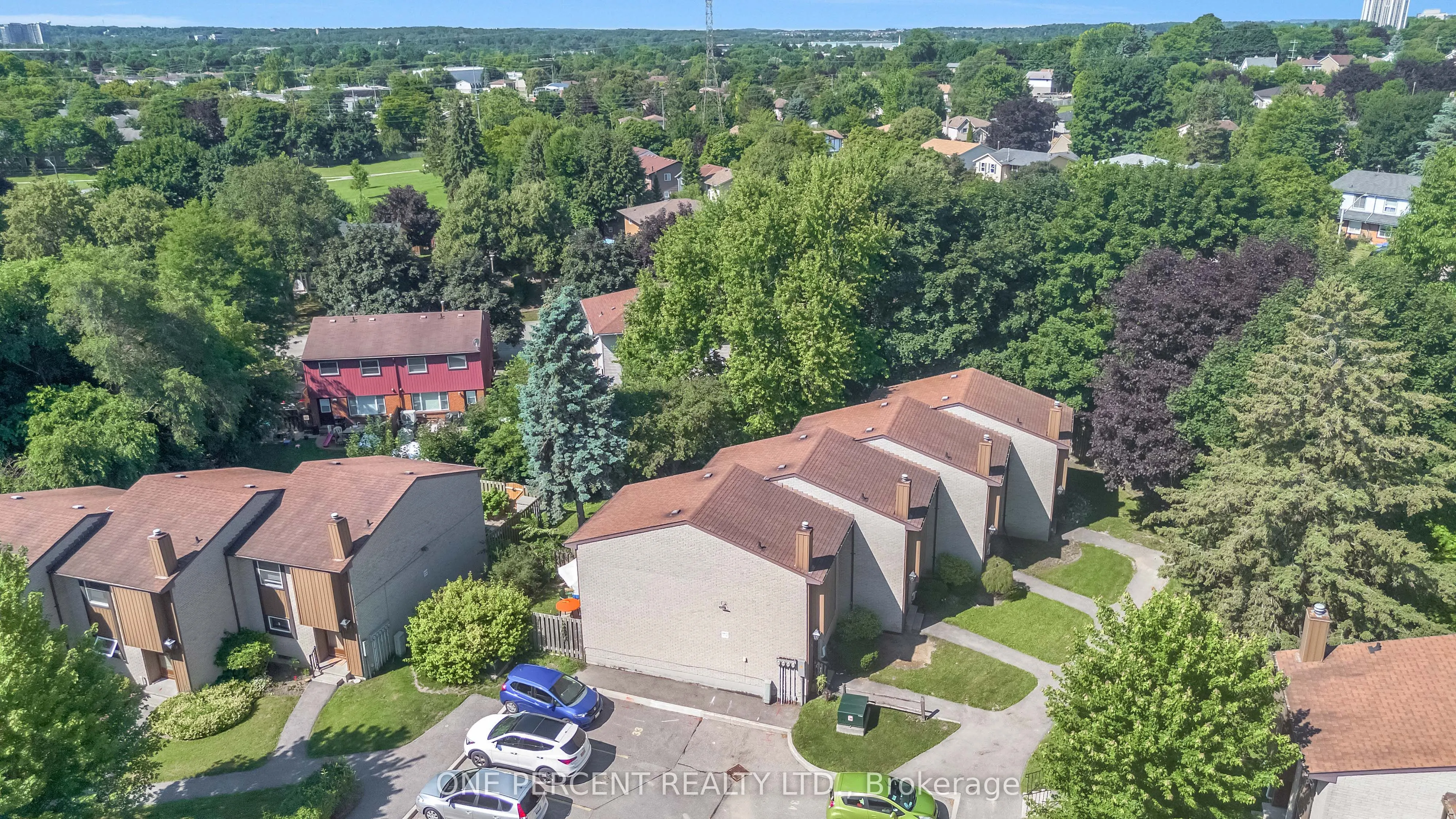 215 Glamis Road, #40