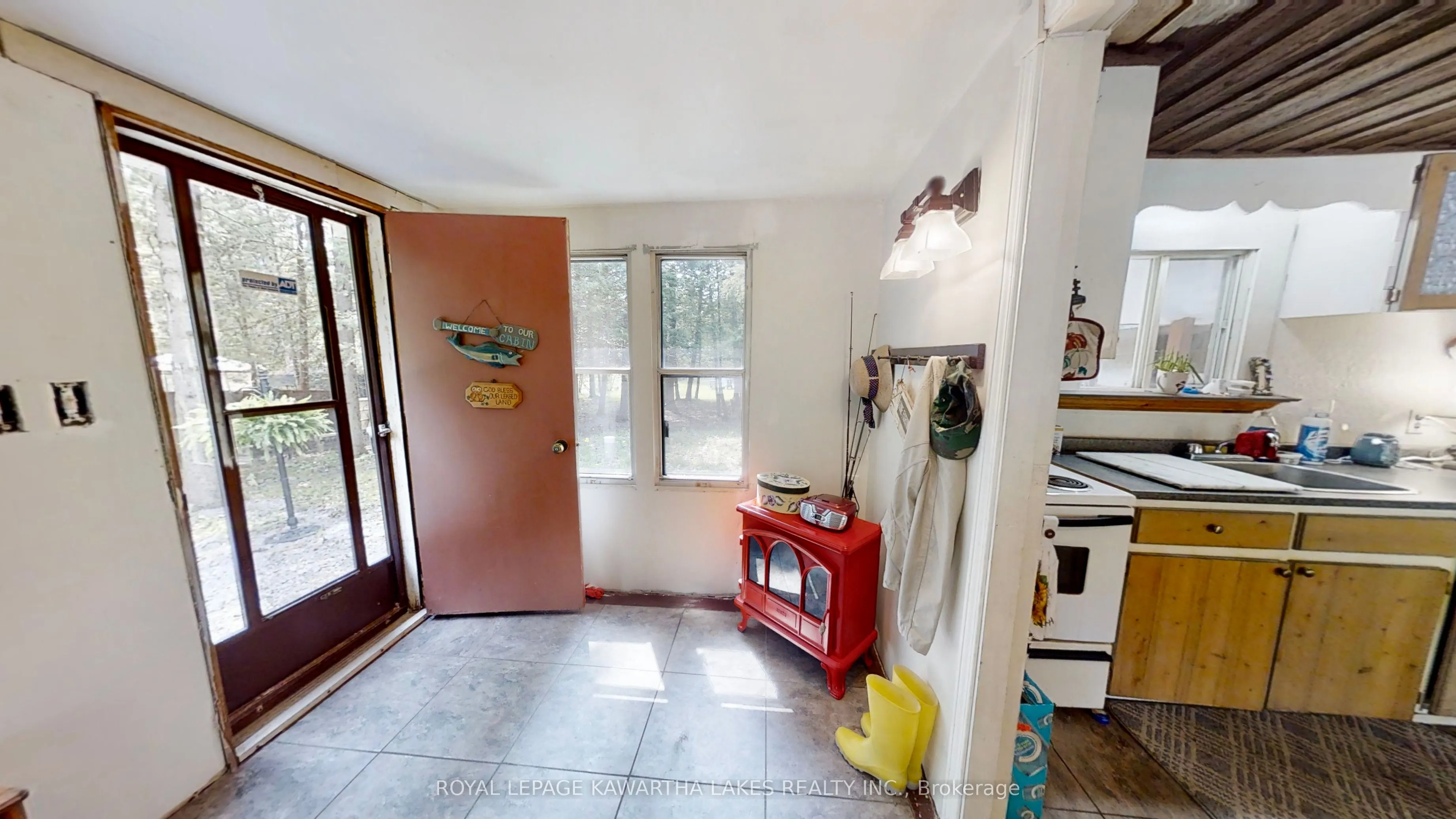 81 McGuire Beach Road