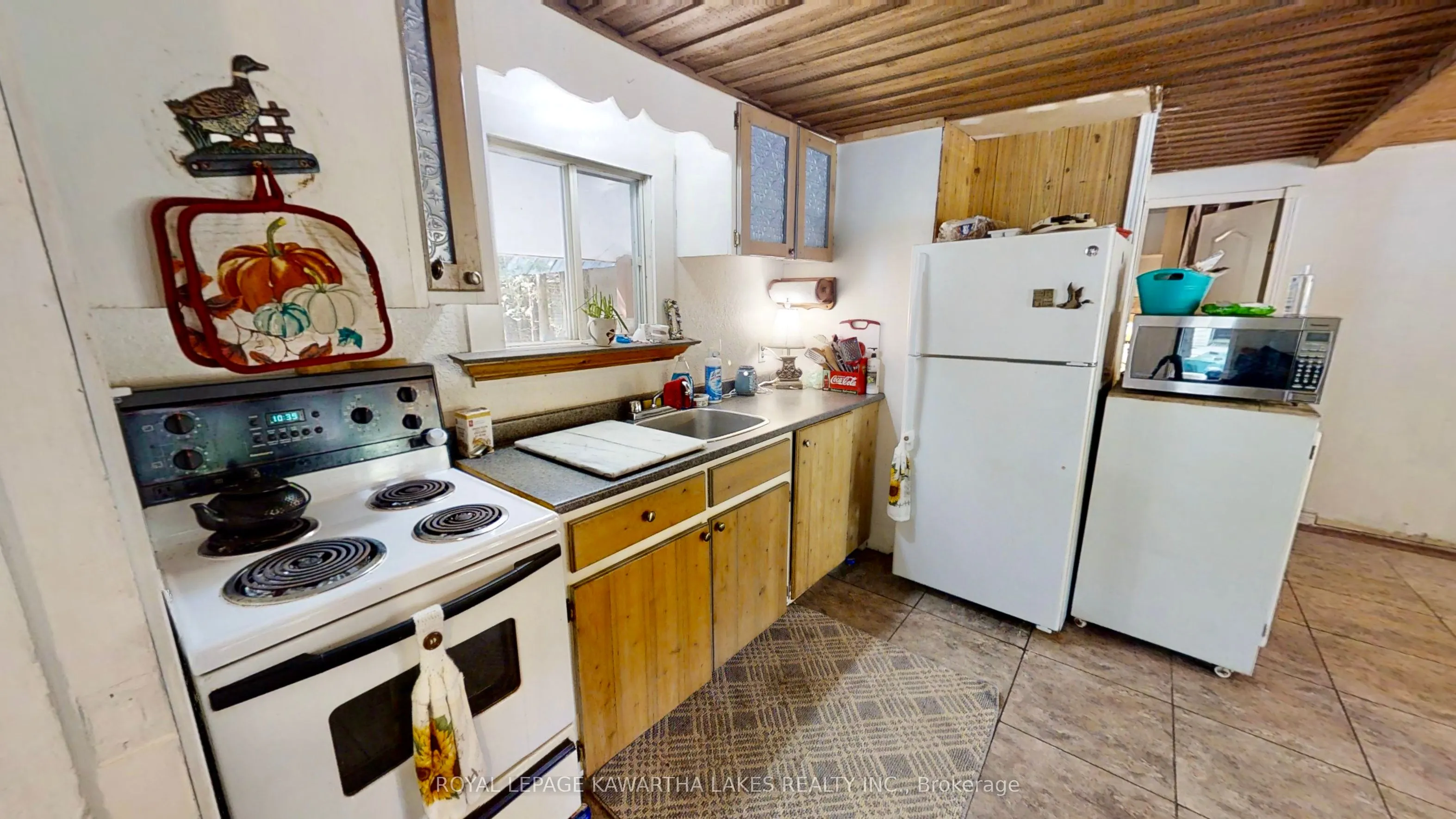 81 McGuire Beach Road