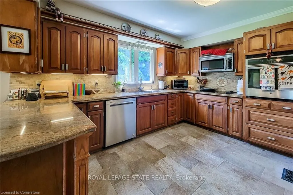 120 Pauline Johnson Road