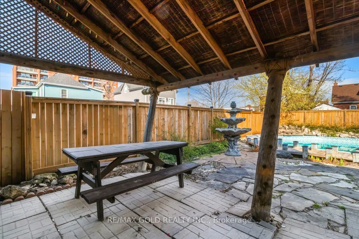 3 Wardrope Avenue