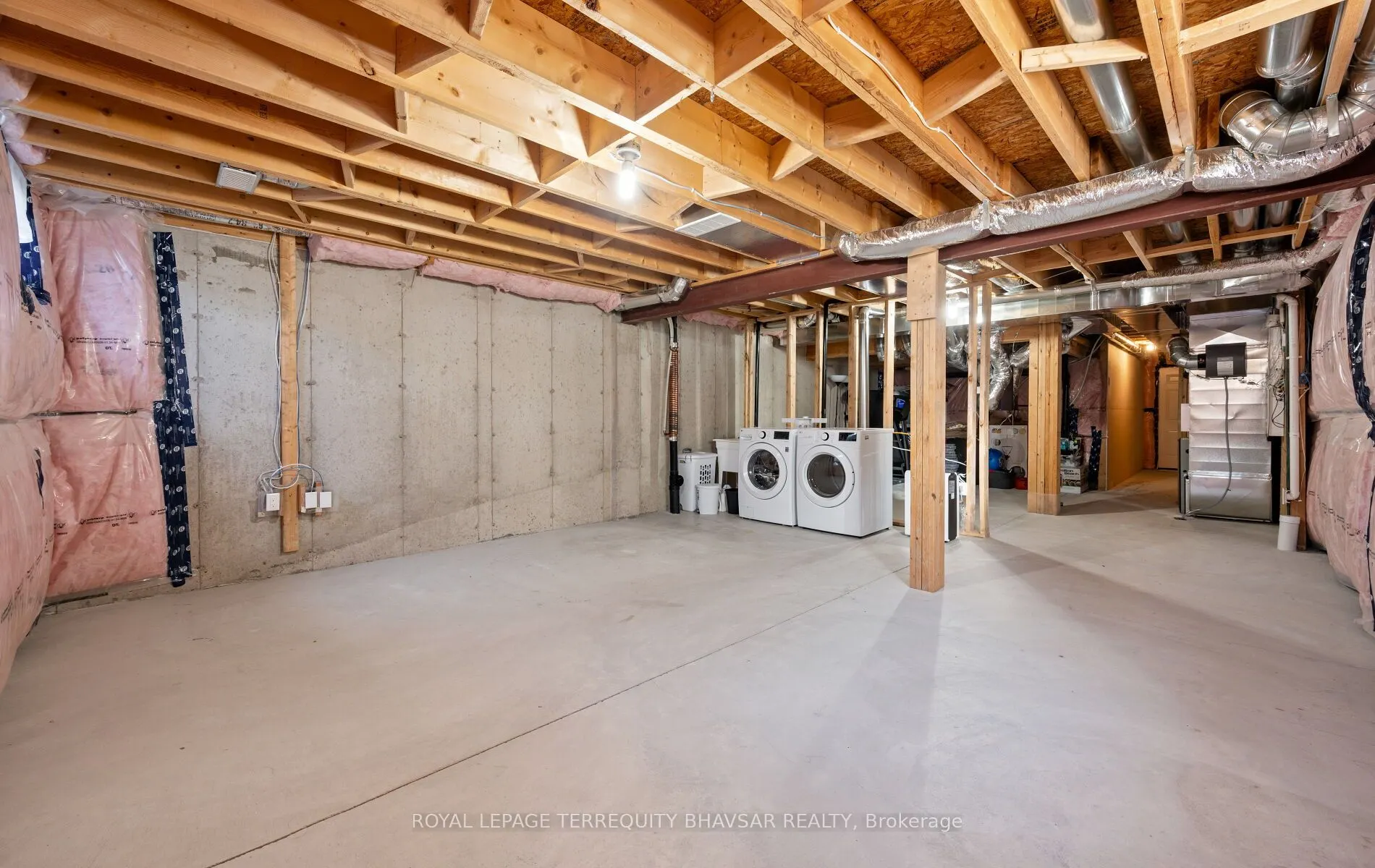 116 John Brabson Crescent