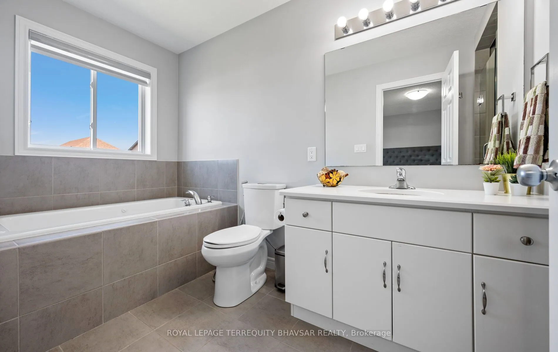 116 John Brabson Crescent