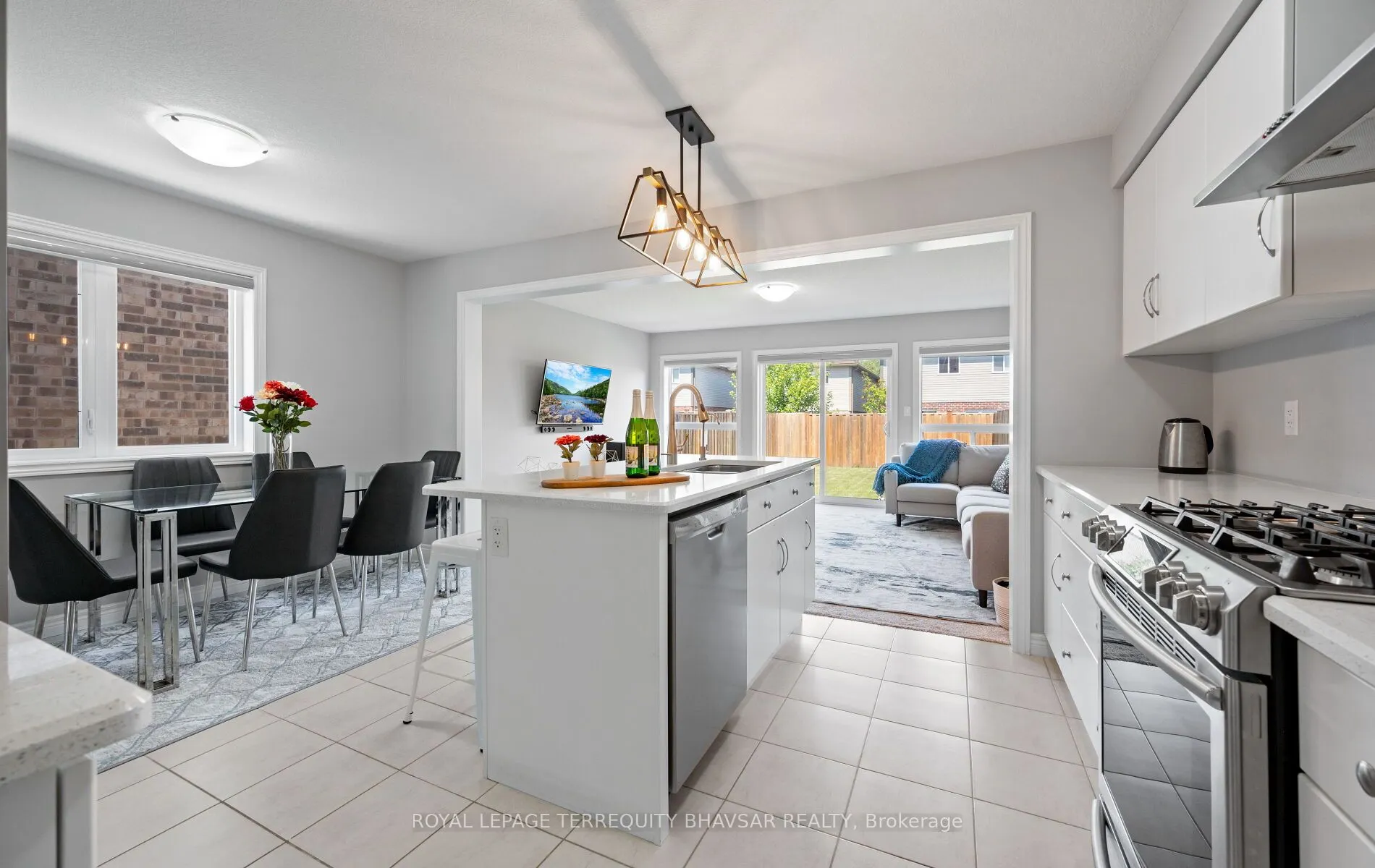 116 John Brabson Crescent
