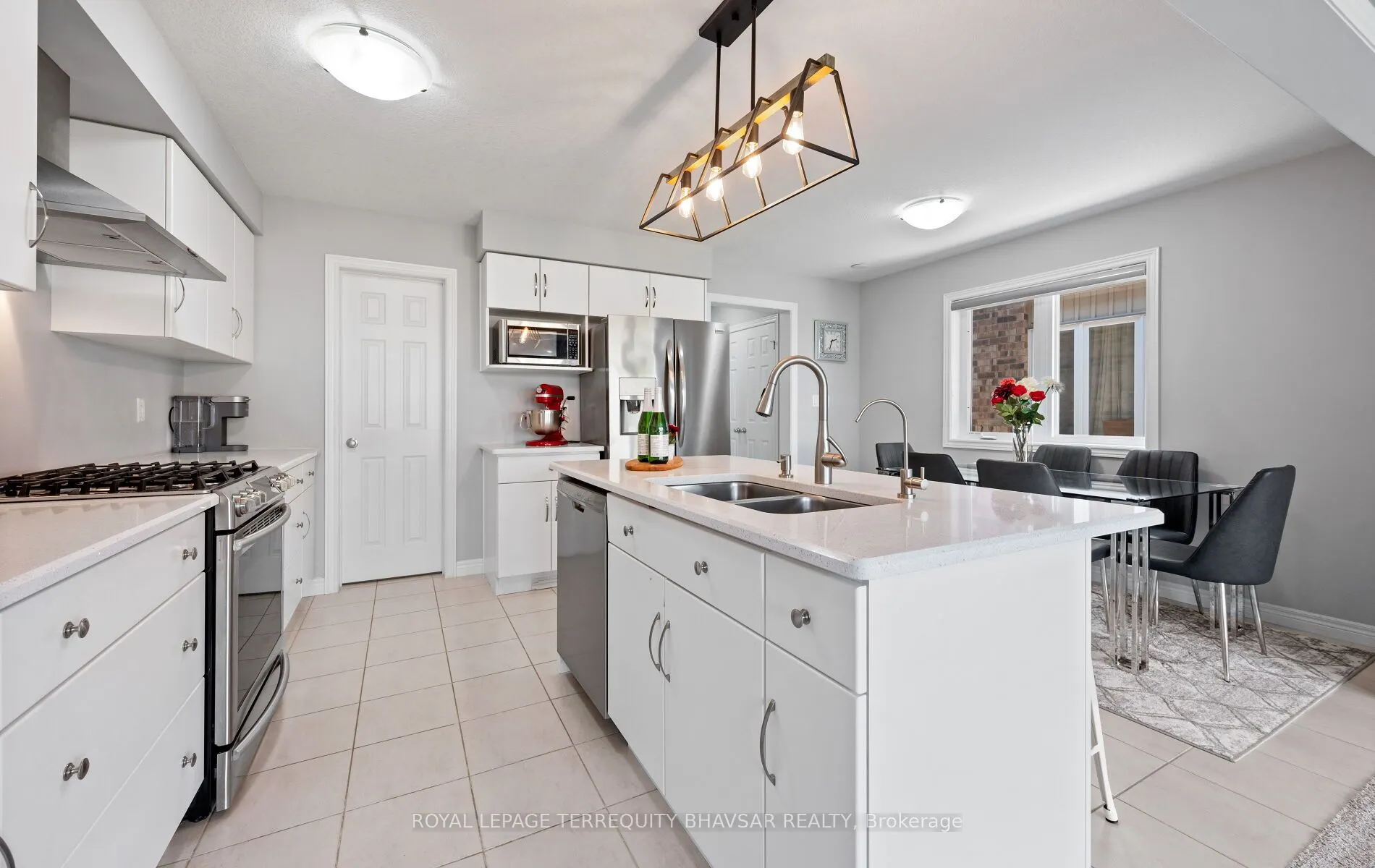 116 John Brabson Crescent