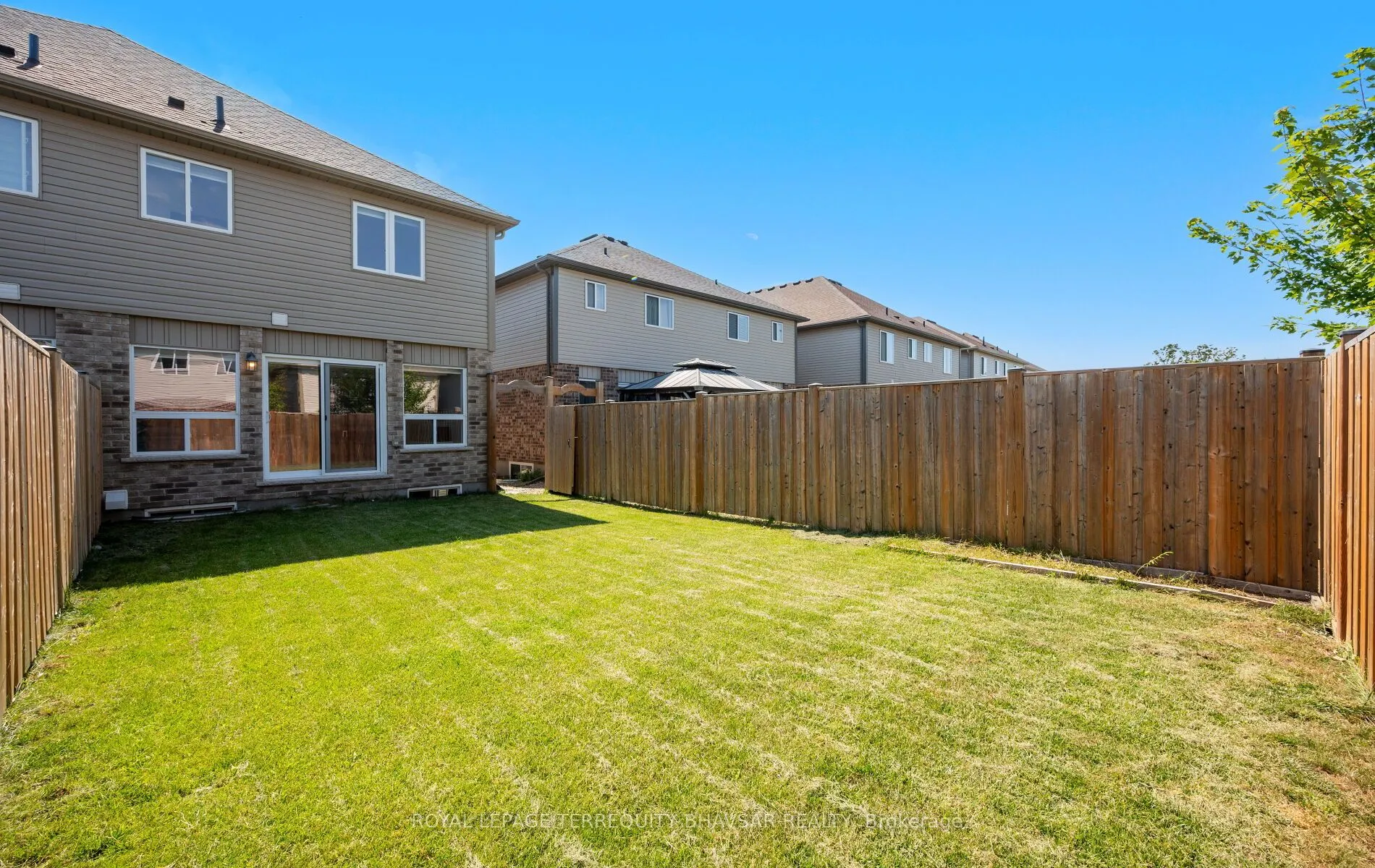 116 John Brabson Crescent