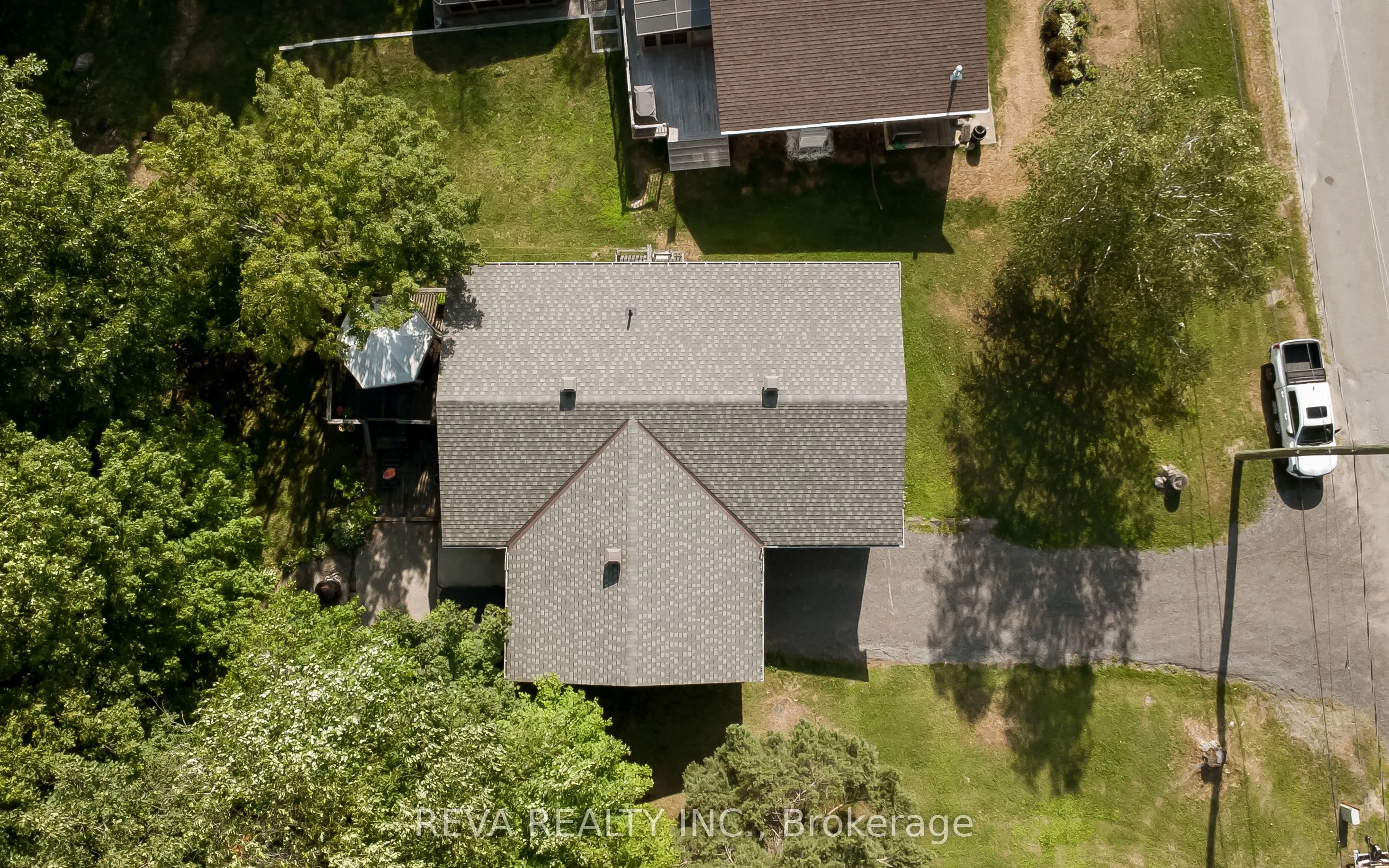 5 Oak Street