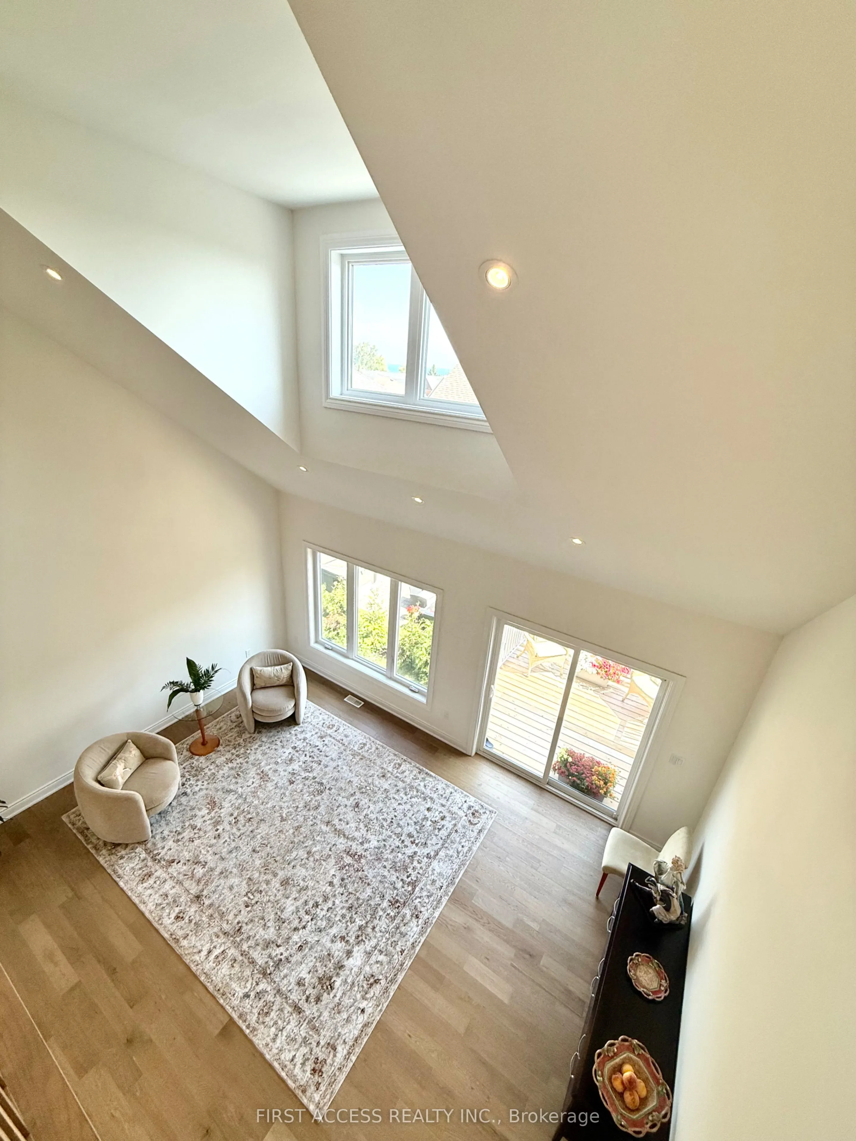 119 SCHOONERS Lane