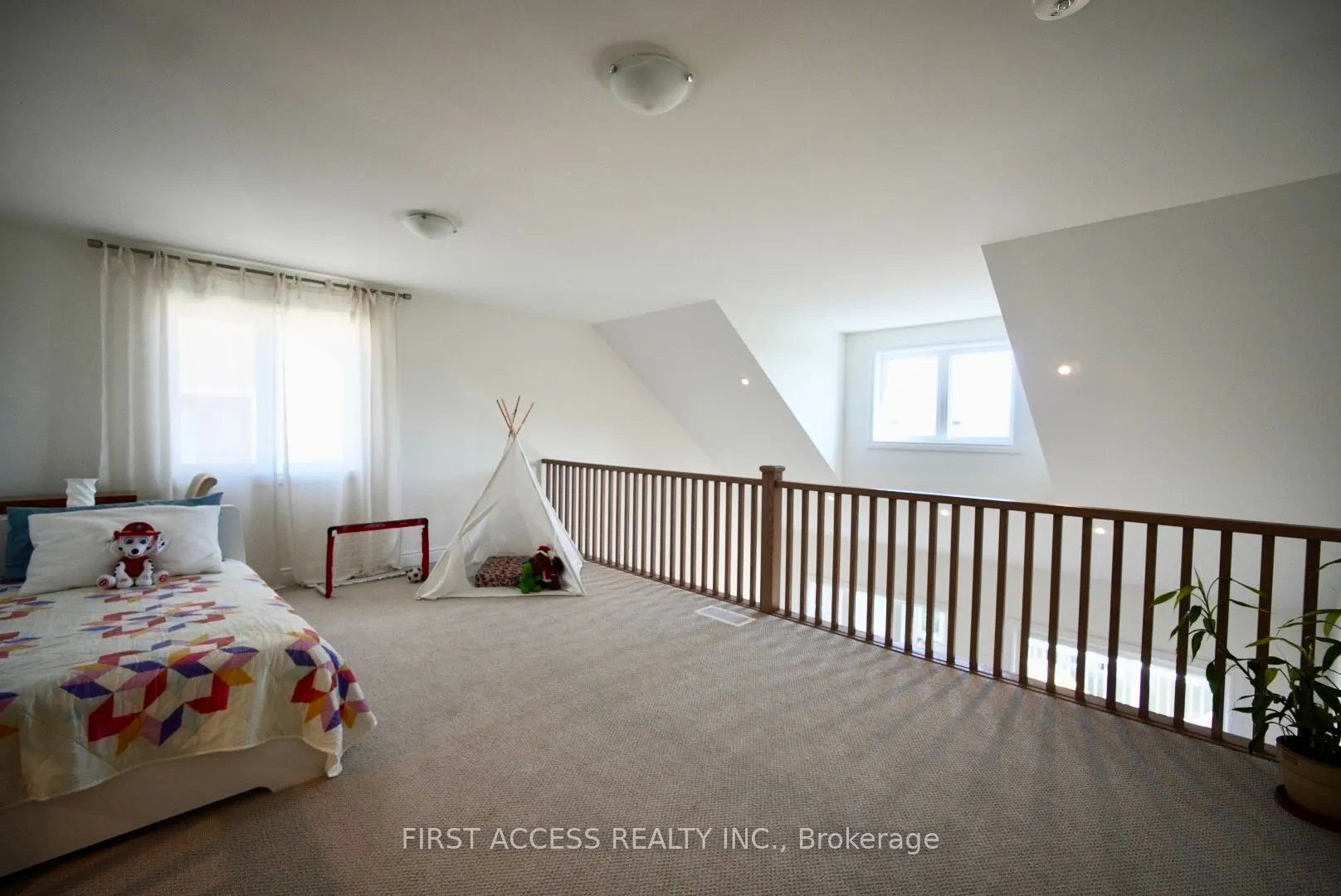 119 SCHOONERS Lane