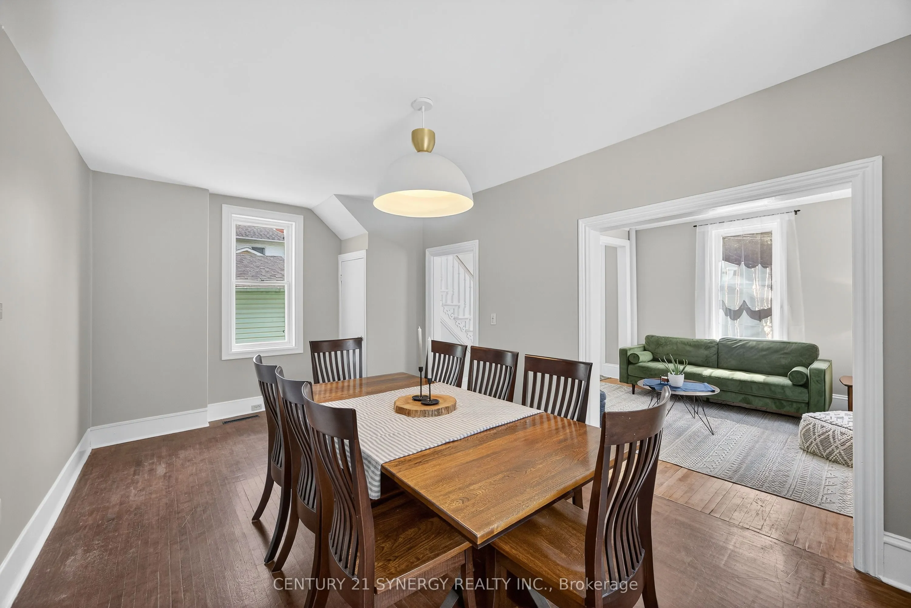 153 Charlotte Street