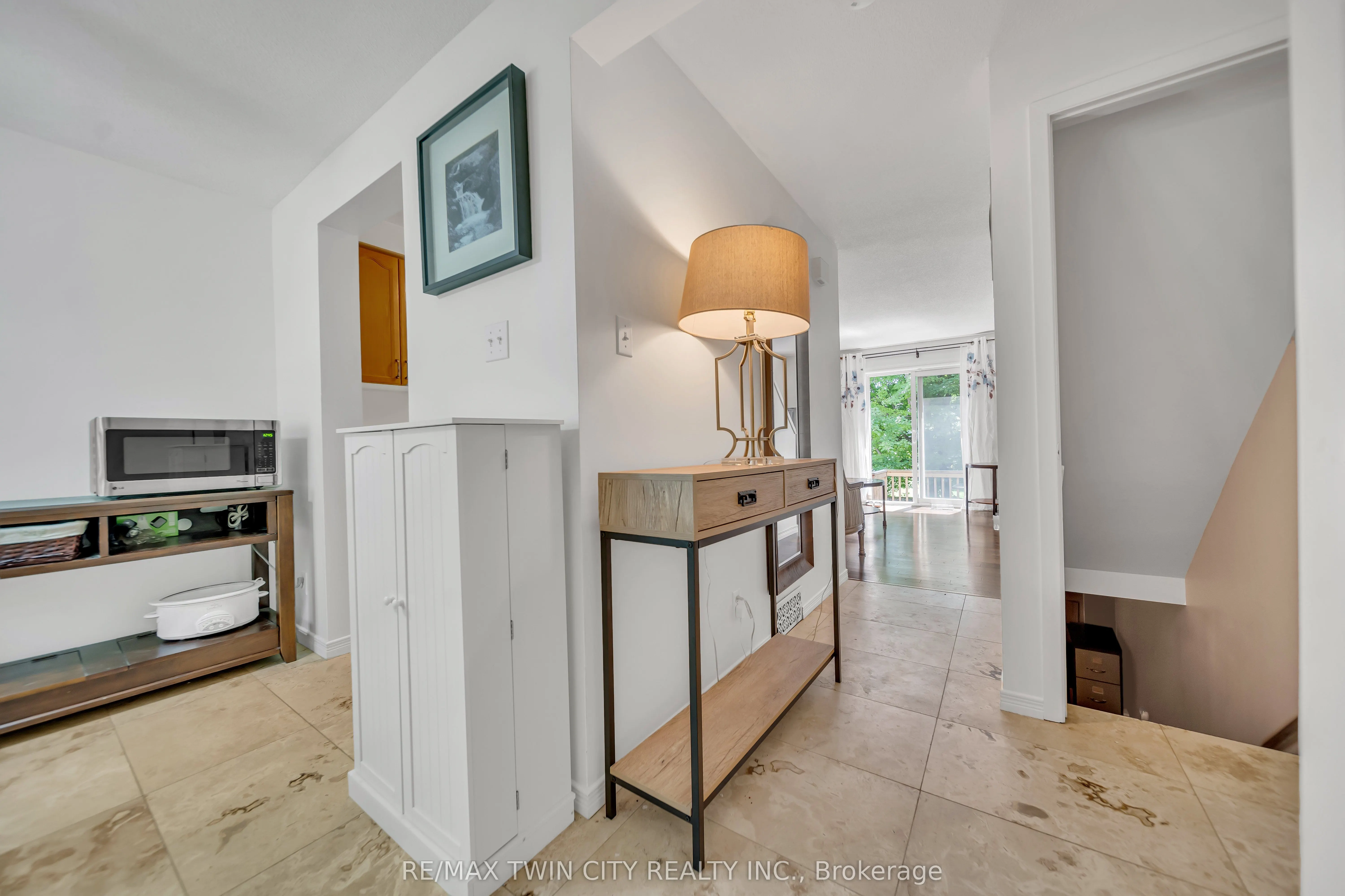 465 Woolwich Street N, #40