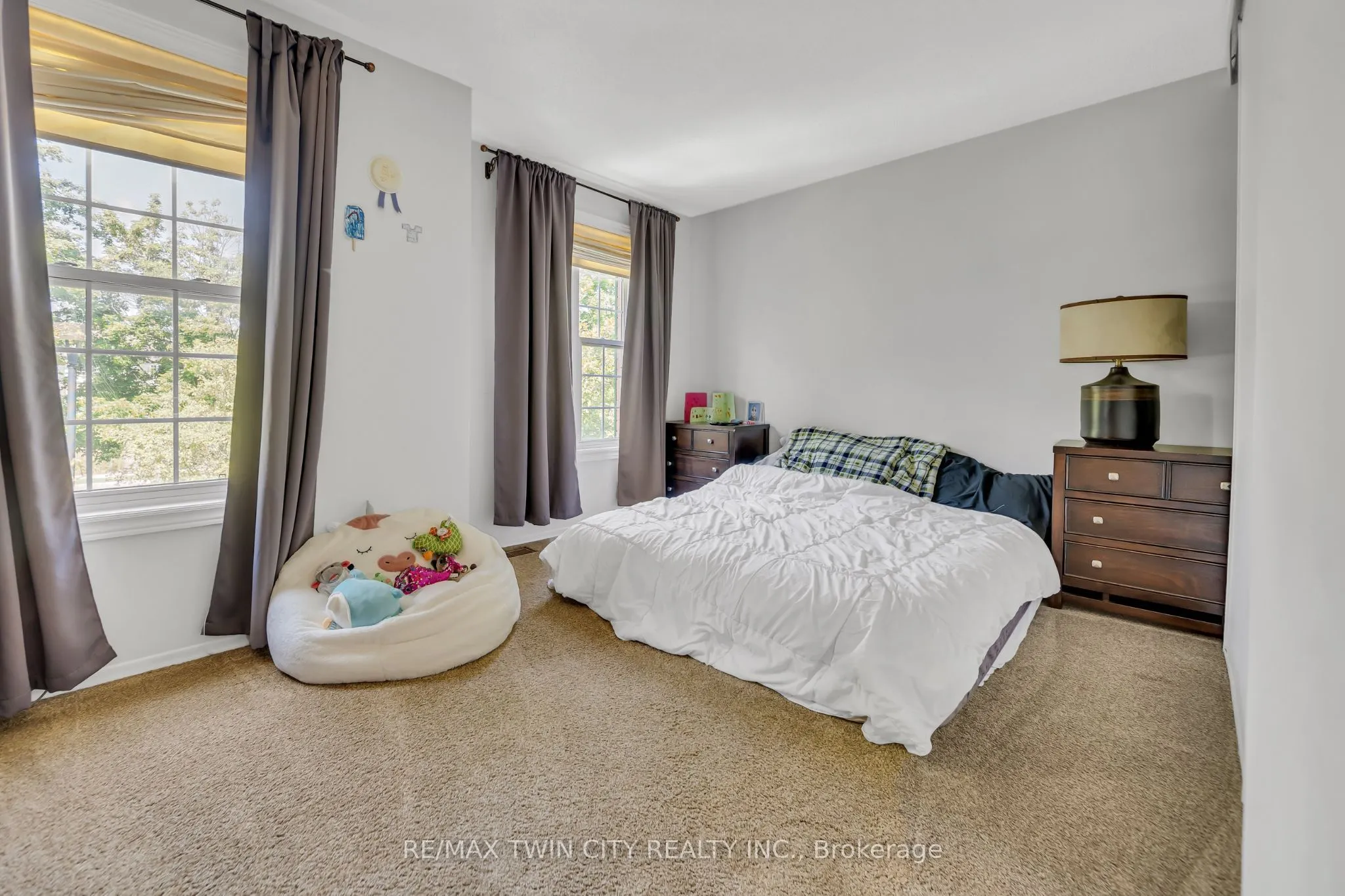 465 Woolwich Street N, #40