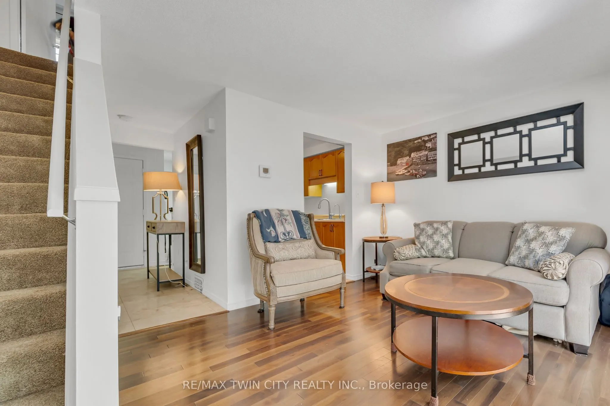 465 Woolwich Street N, #40
