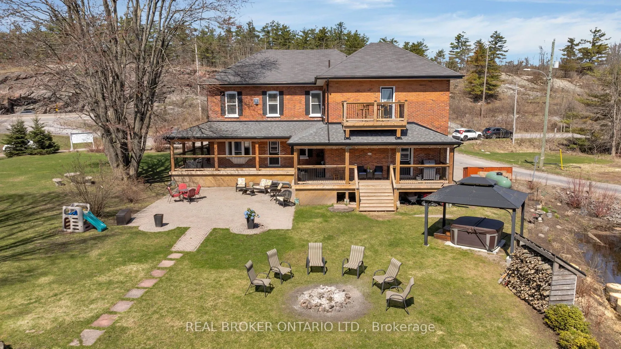 1002 Cowbell Lane