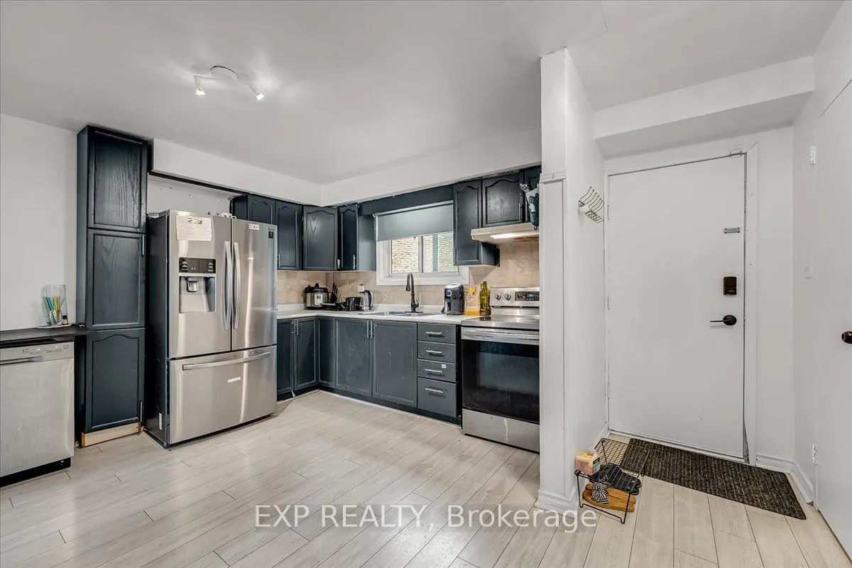 32 Riverdale Drive, #6