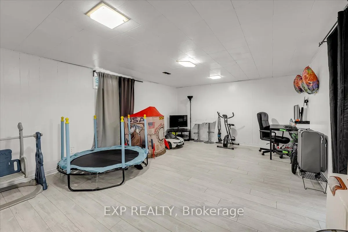 32 Riverdale Drive, #6