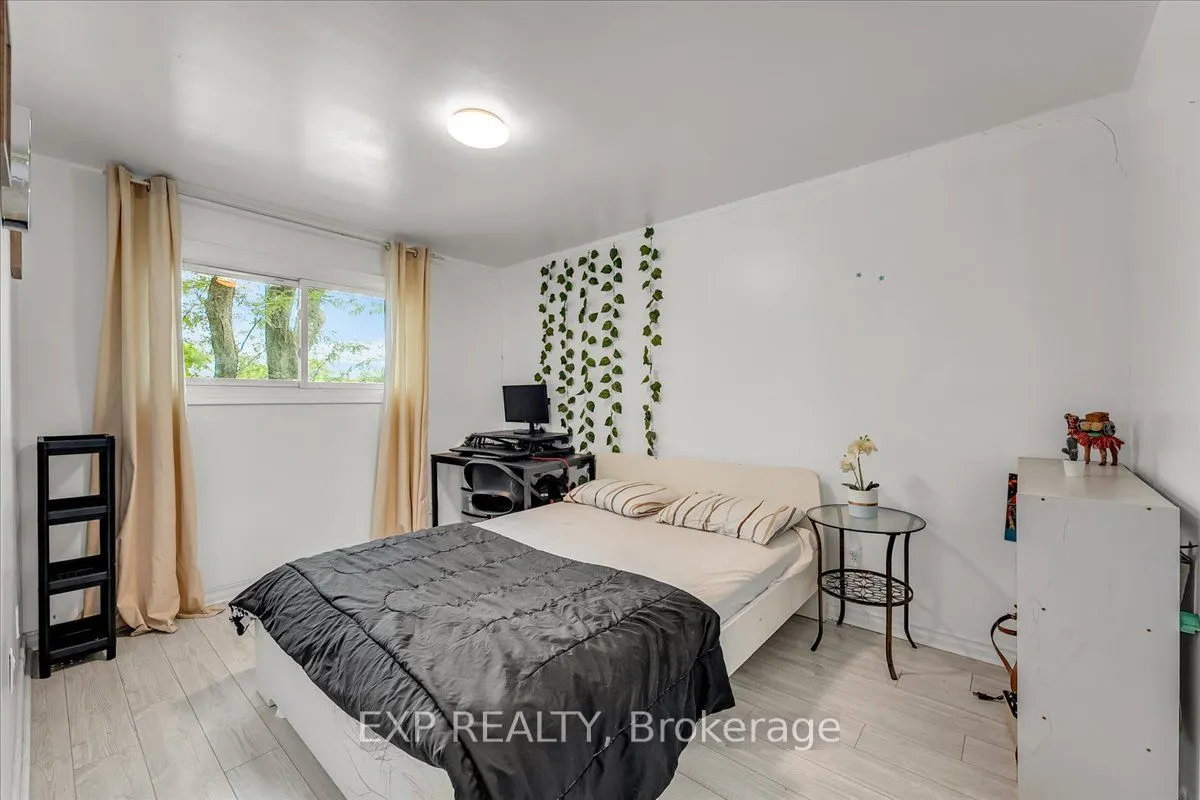 32 Riverdale Drive, #6