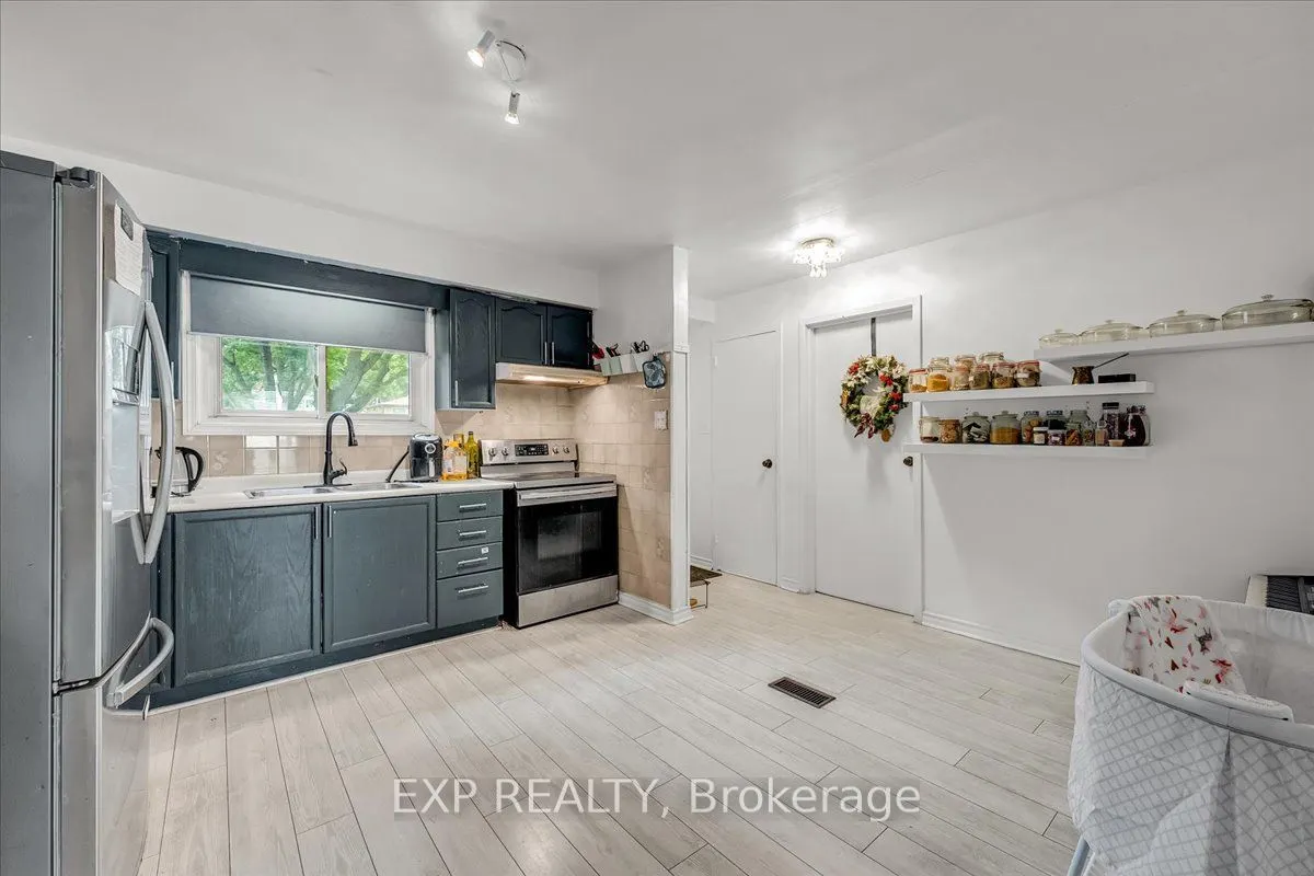 32 Riverdale Drive, #6